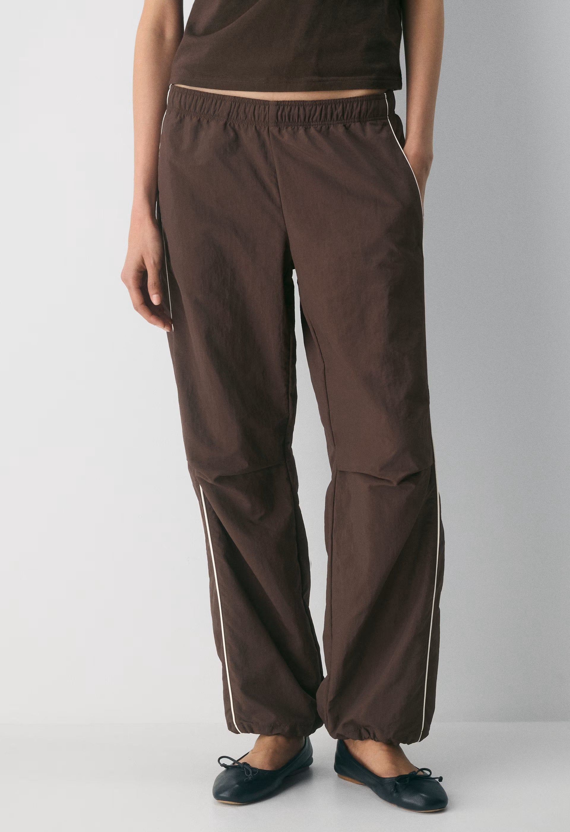 Mercer Track Pant - MLKSHK PNK/LGHT BRCH