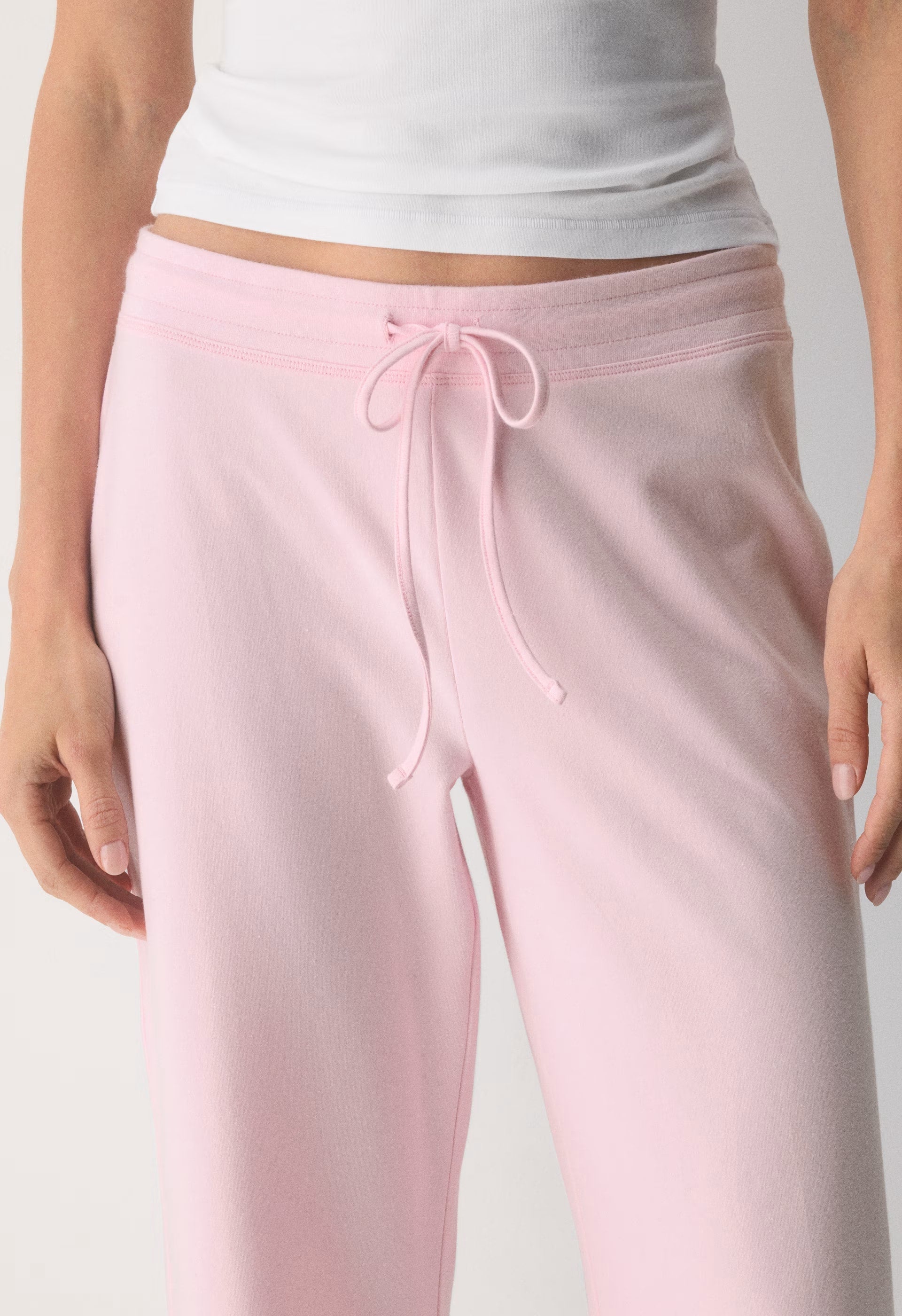HomeStretch™ Smooth Kickback Pant - VILLA PINK