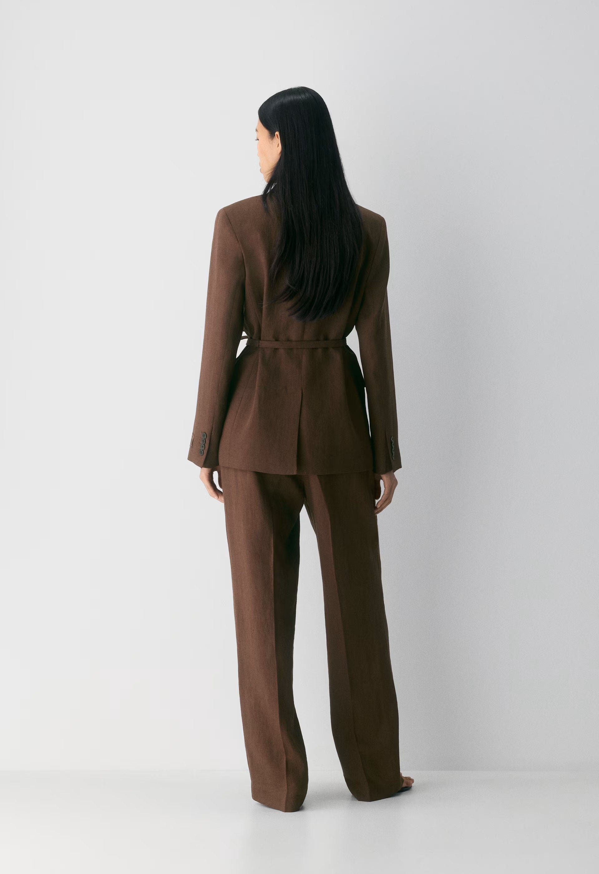 The Effortless Pant™ Lo-Rise - PowerLinen™ - RICH MOCHA BROWN