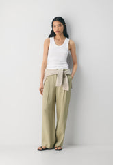 The Effortless Pant™ - PowerLinen™ - MARTINI OLIVE