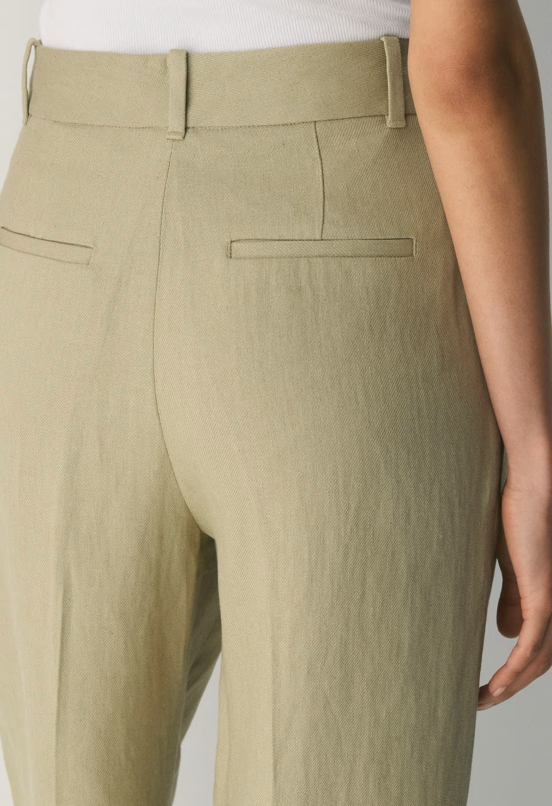 The Effortless Pant™ - PowerLinen™ - MARTINI OLIVE