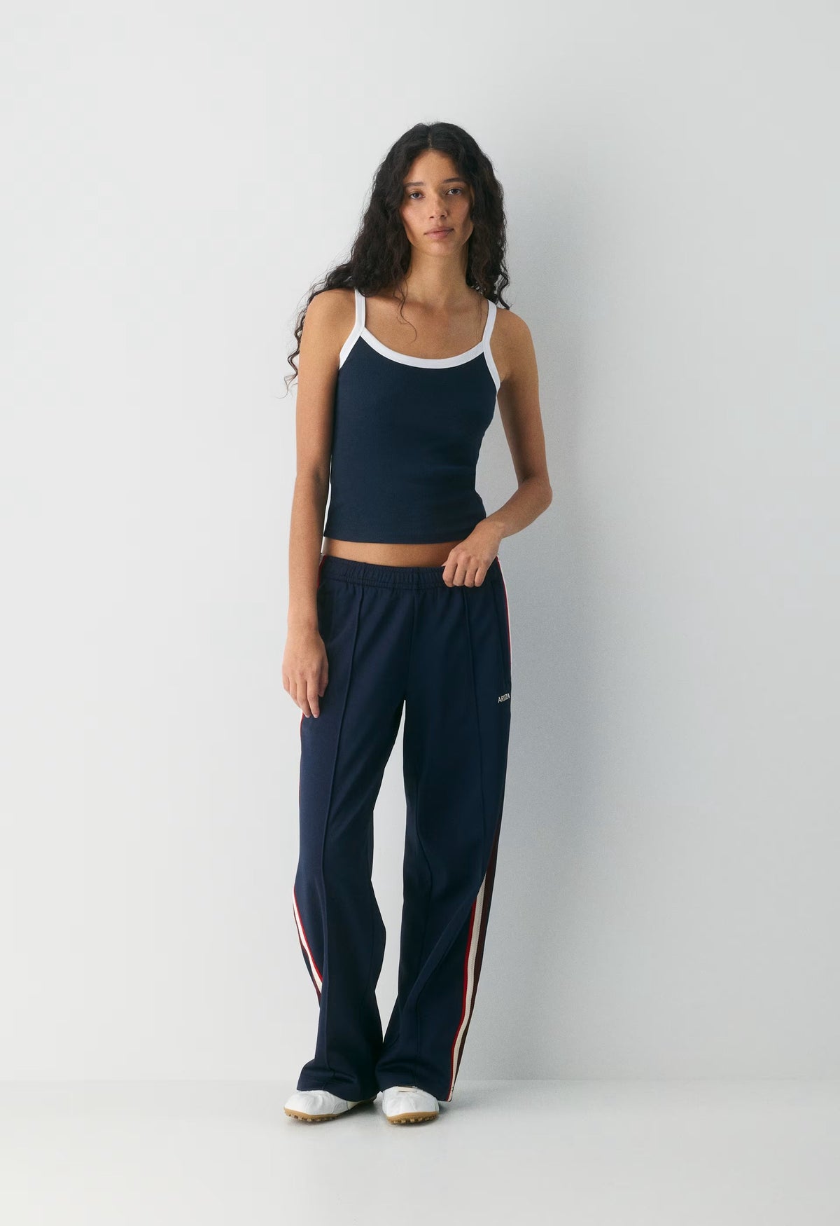 Defender Track Pant - ADMIRAL /MULTI