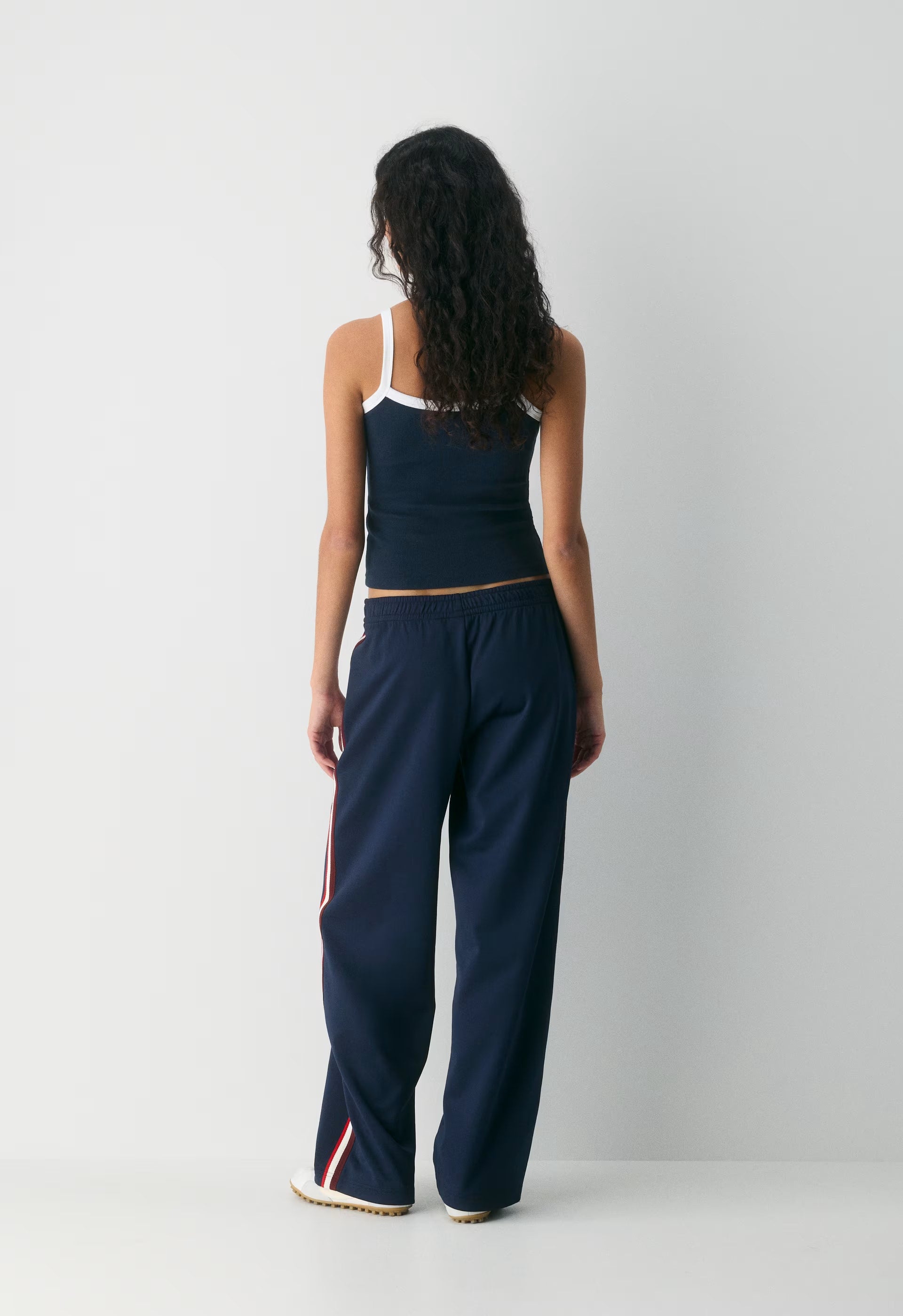 Defender Track Pant - RIPPLE BLUE/MULTI