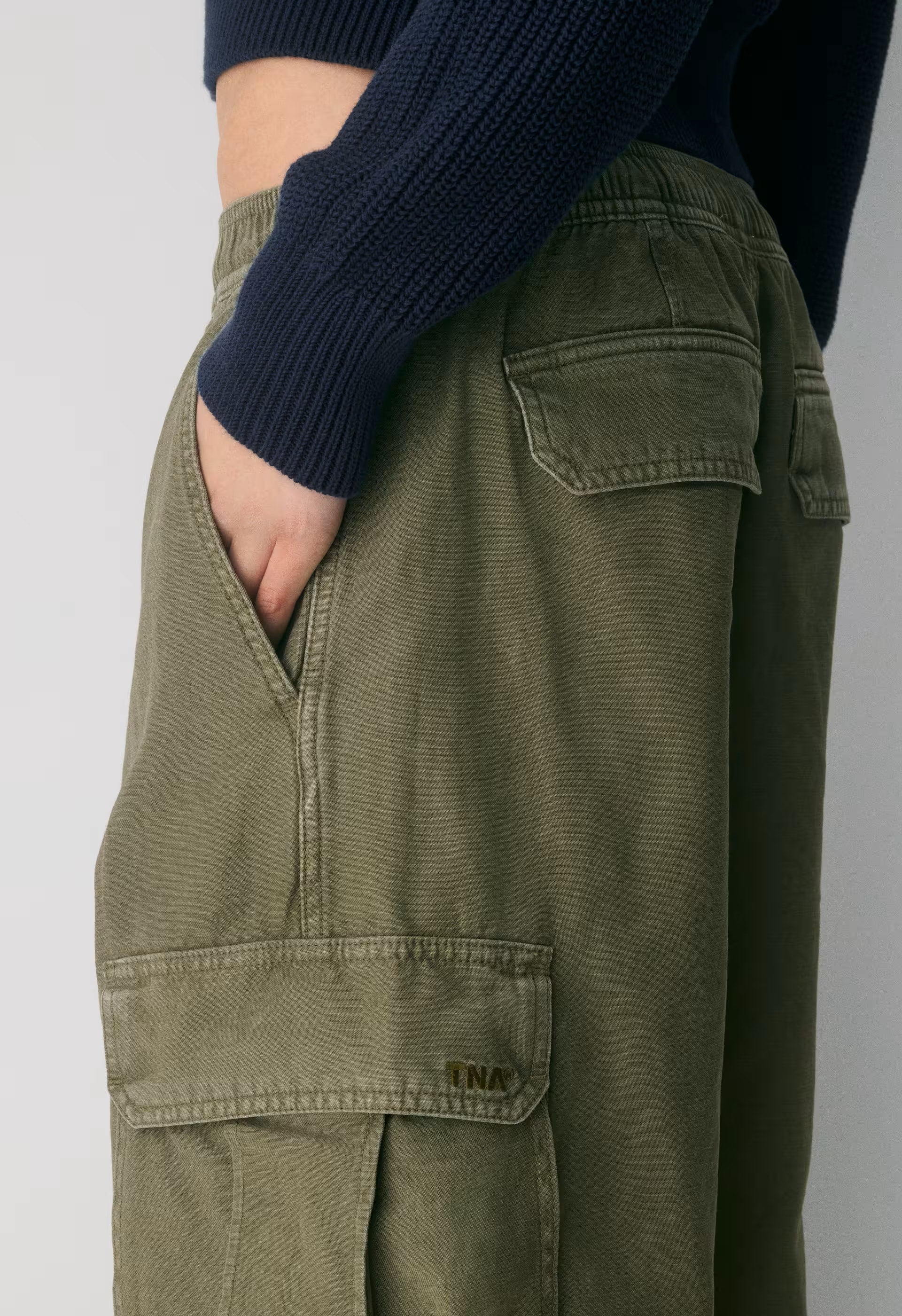 Strobel Cargo Pant - LIVED-IN ARMY GREEN