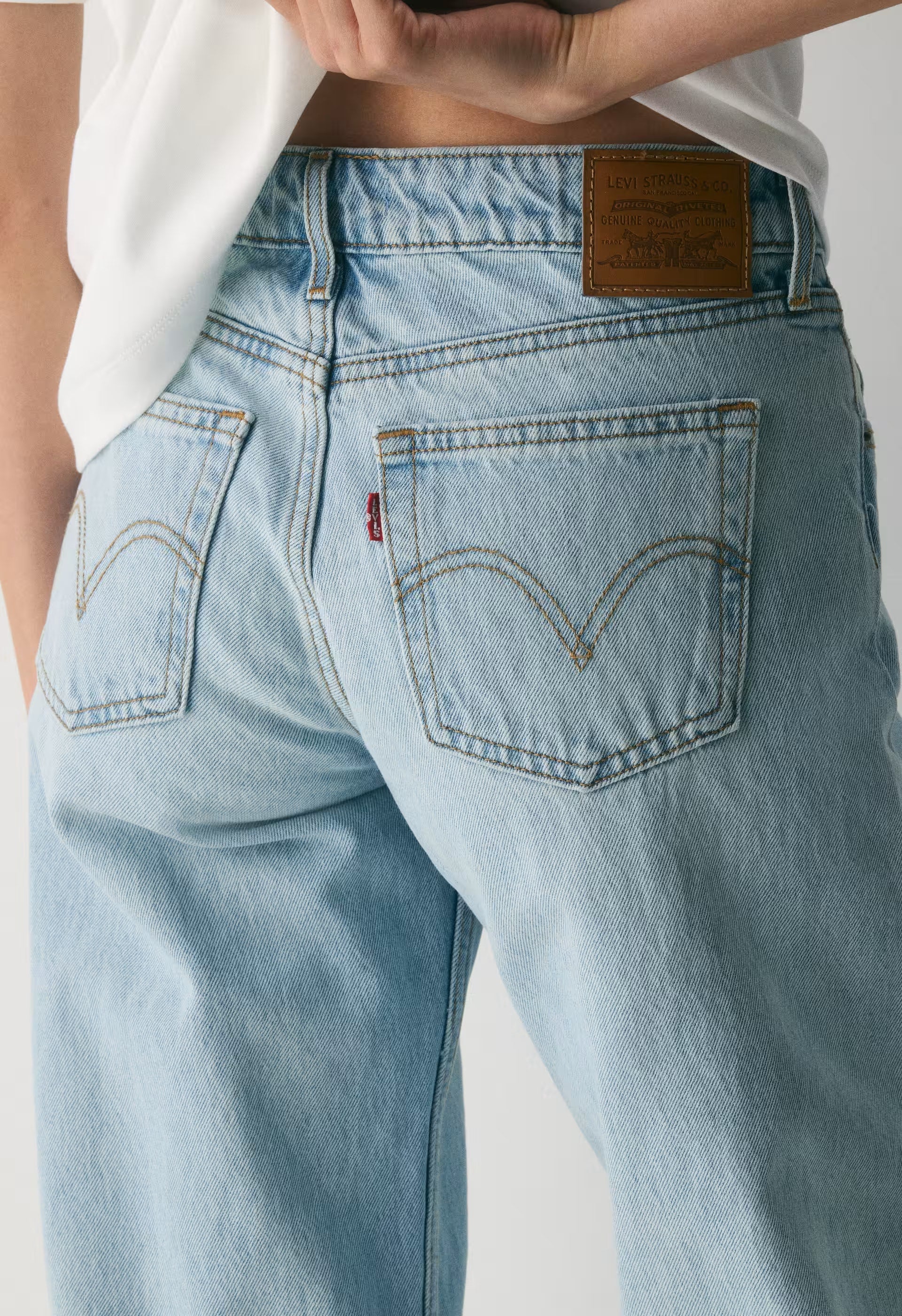 Levi's Low Loose Jean - PICK SIDES
