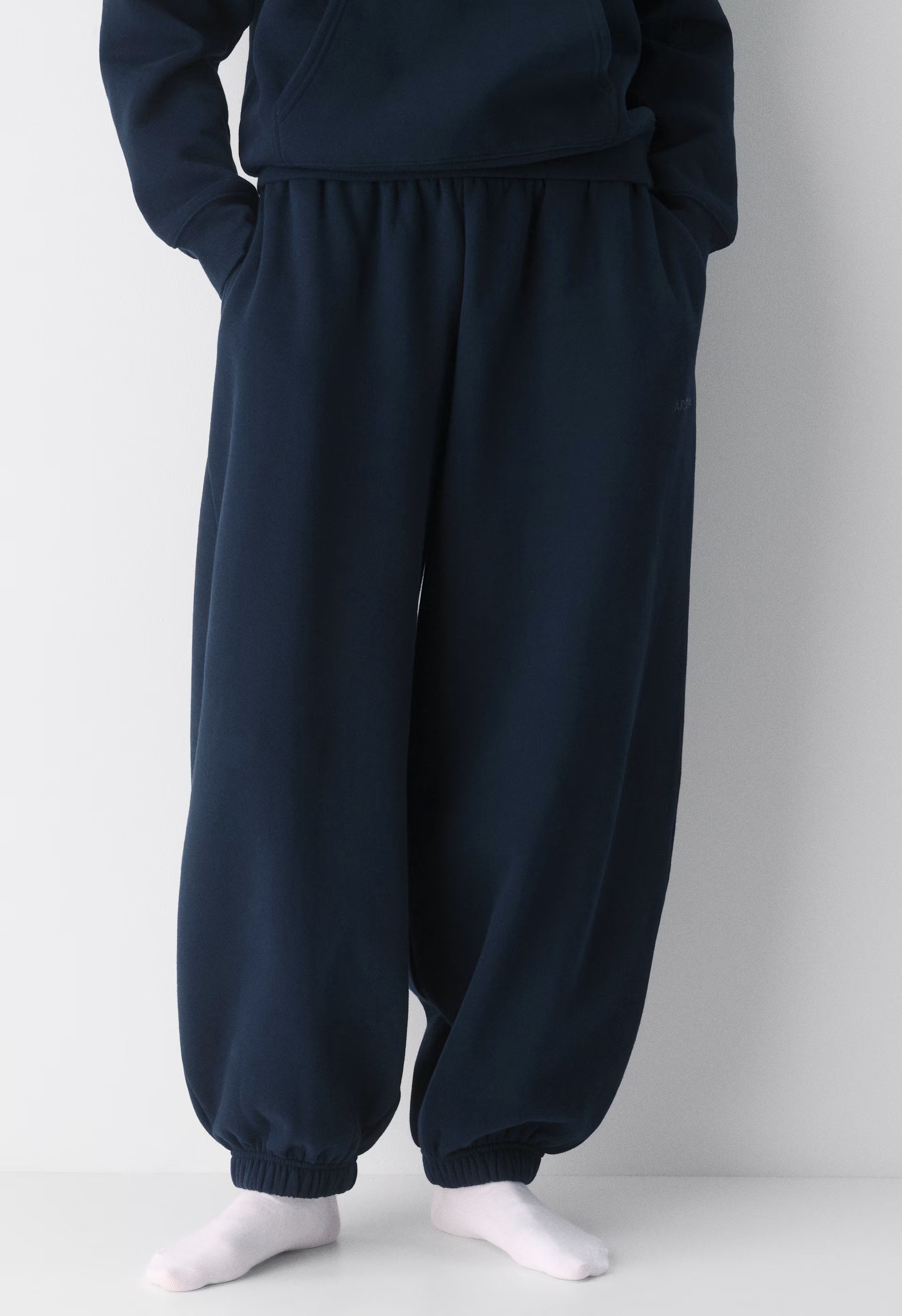 Cozy Sweatfleece Mega Baggy Balloon Jogger - ADMIRAL