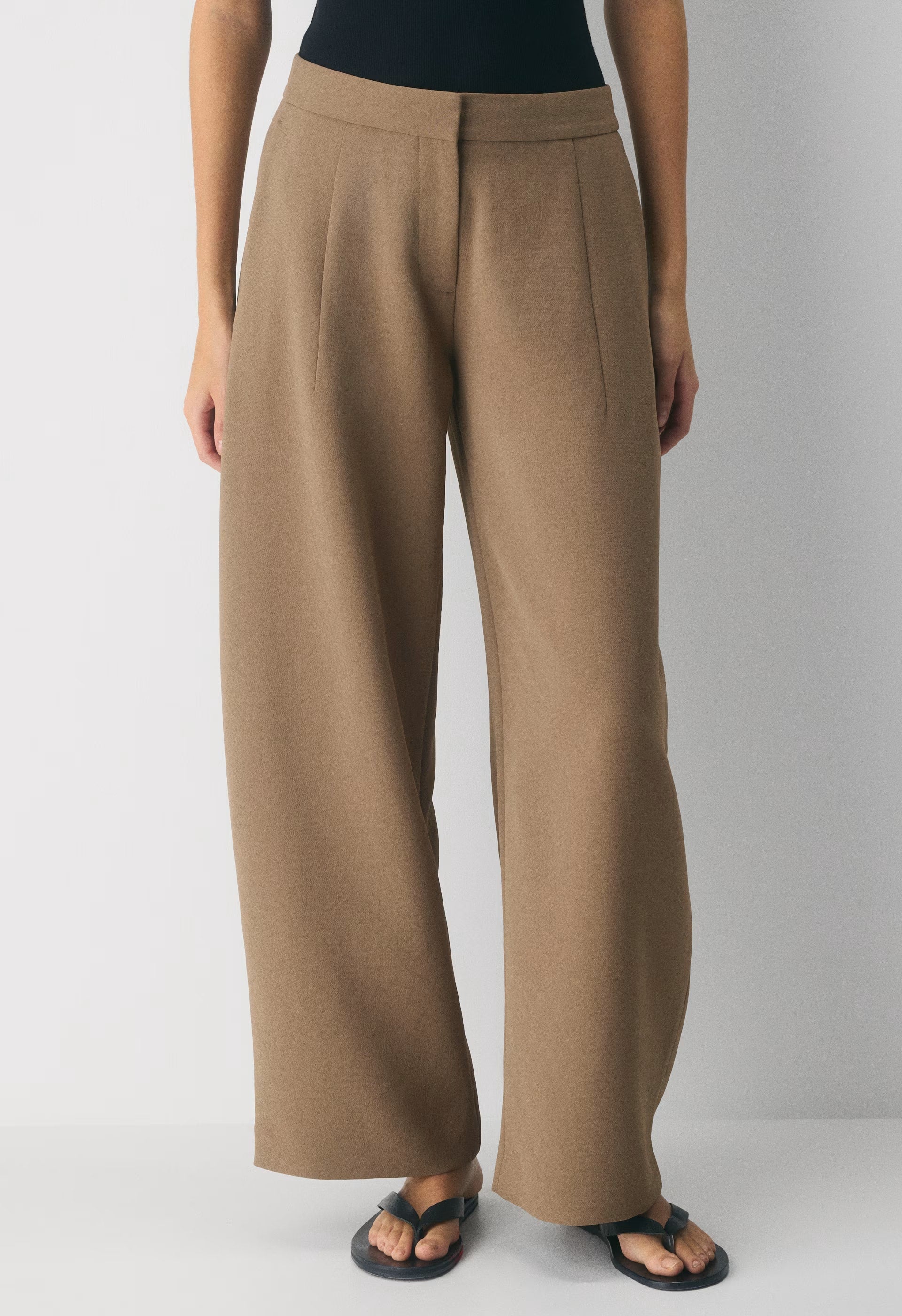Helix Barrel Pant - Crepette™ - FOLIO TAUPE