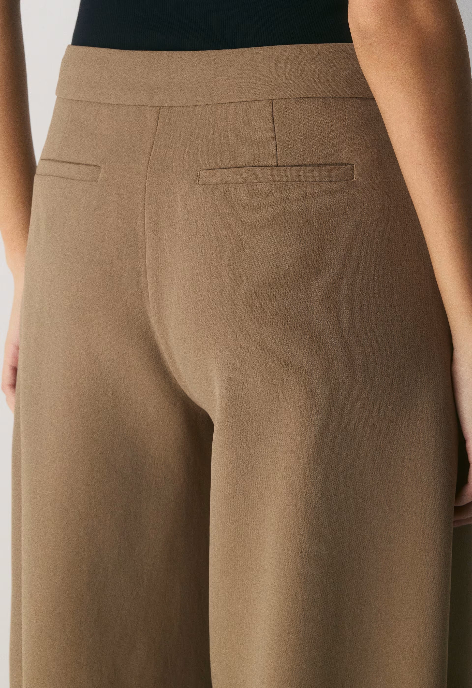 Helix Barrel Pant - Crepette™ - FOLIO TAUPE
