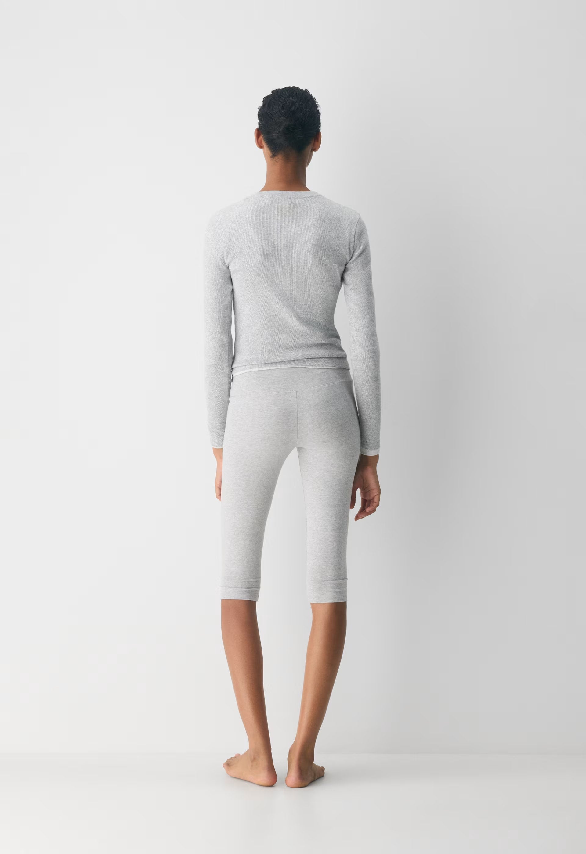 HomeStretch™ Smooth Lofi Capri - HEATHER CHROME