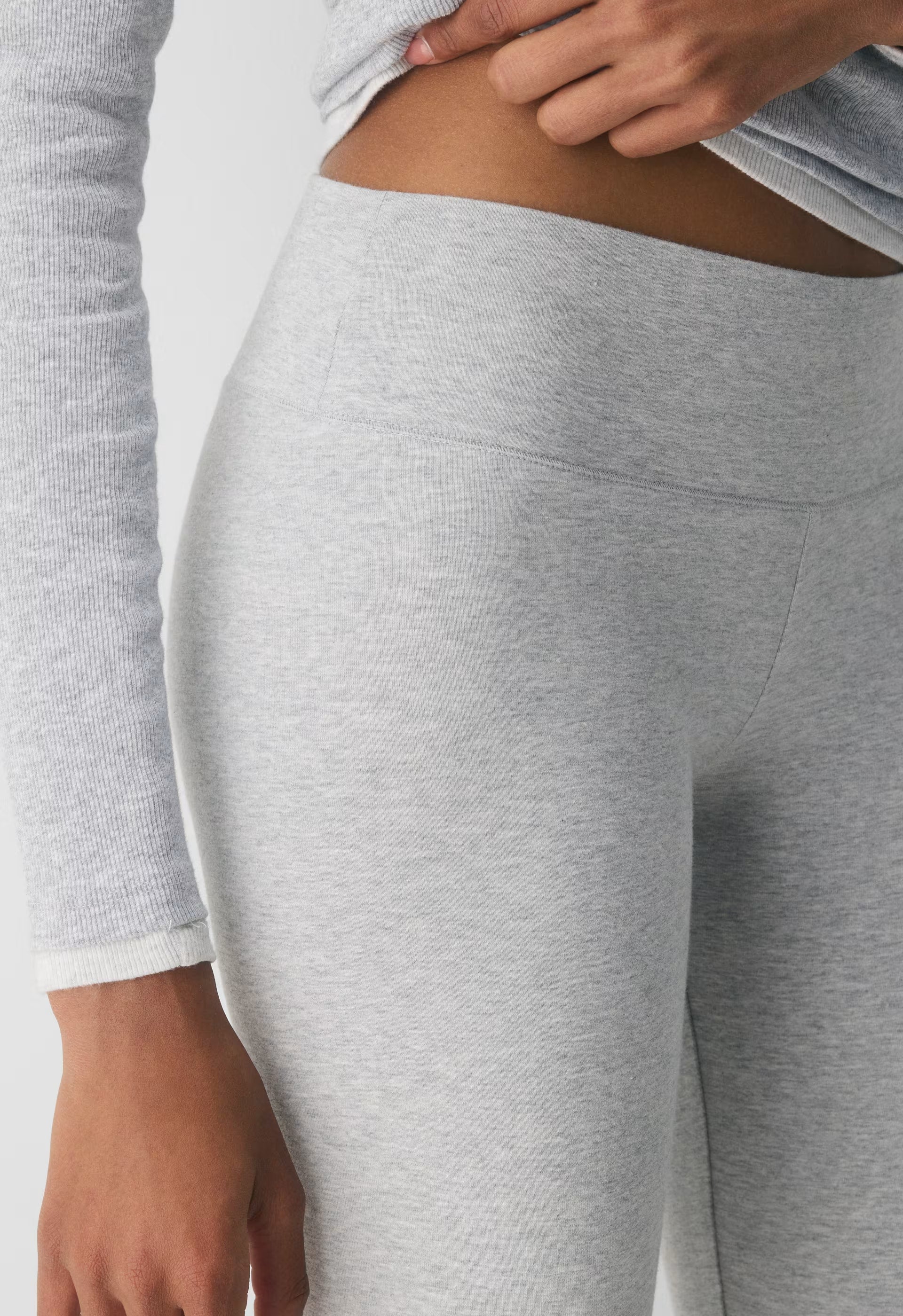 HomeStretch™ Smooth Lofi Capri - HEATHER CHROME