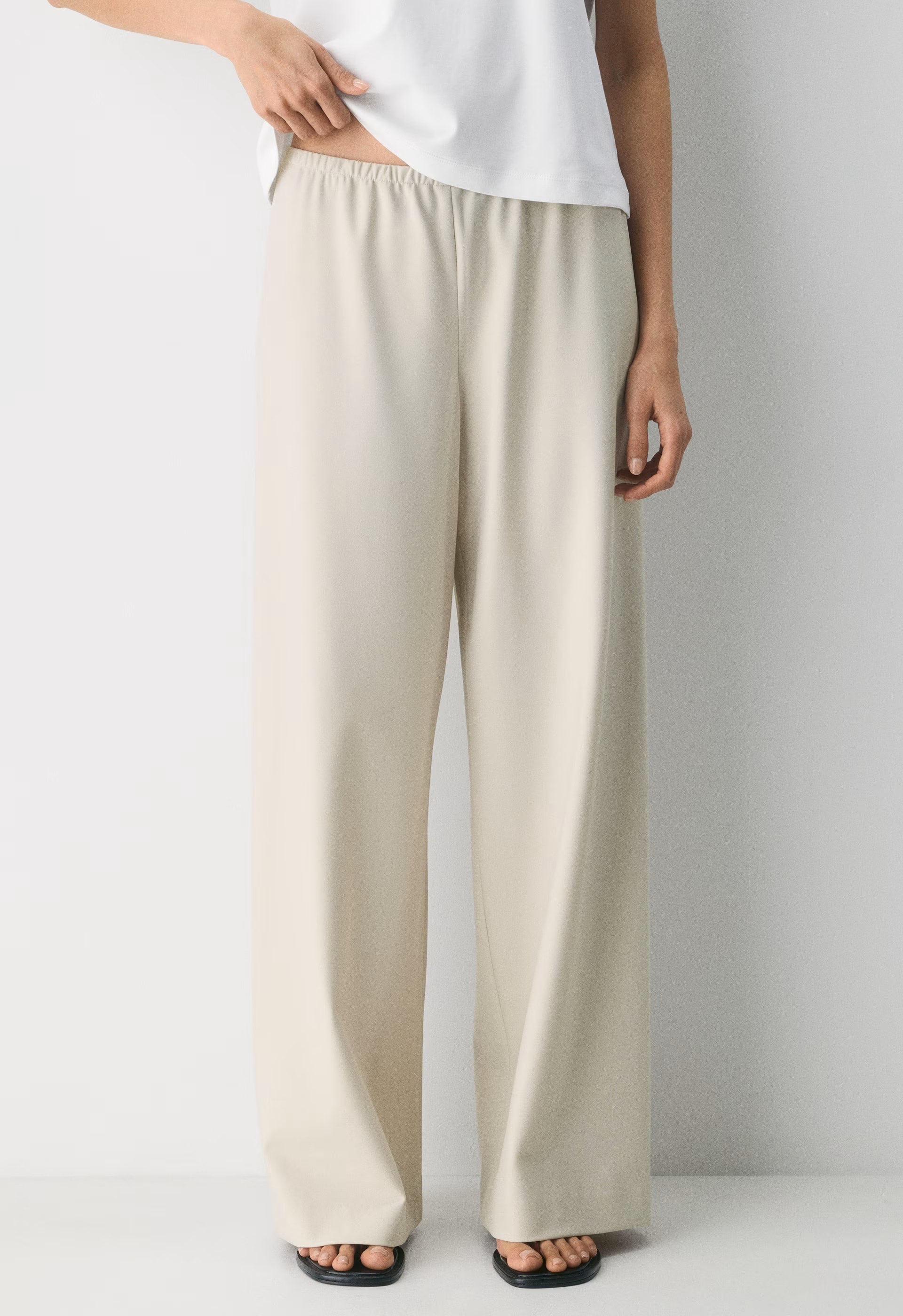 Stride Pant - Eversential™ Light - METROPOLIS BEIGE