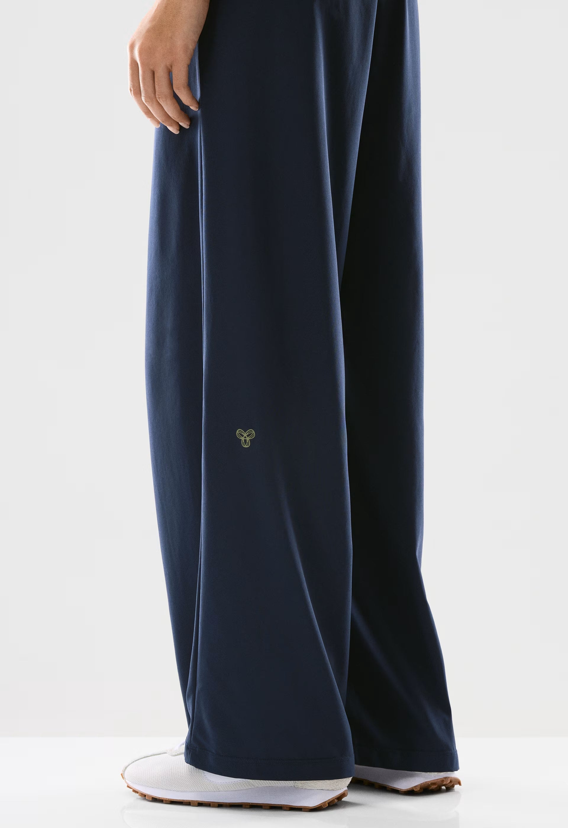 MoveTech™ Flightline Pant - ADMIRAL