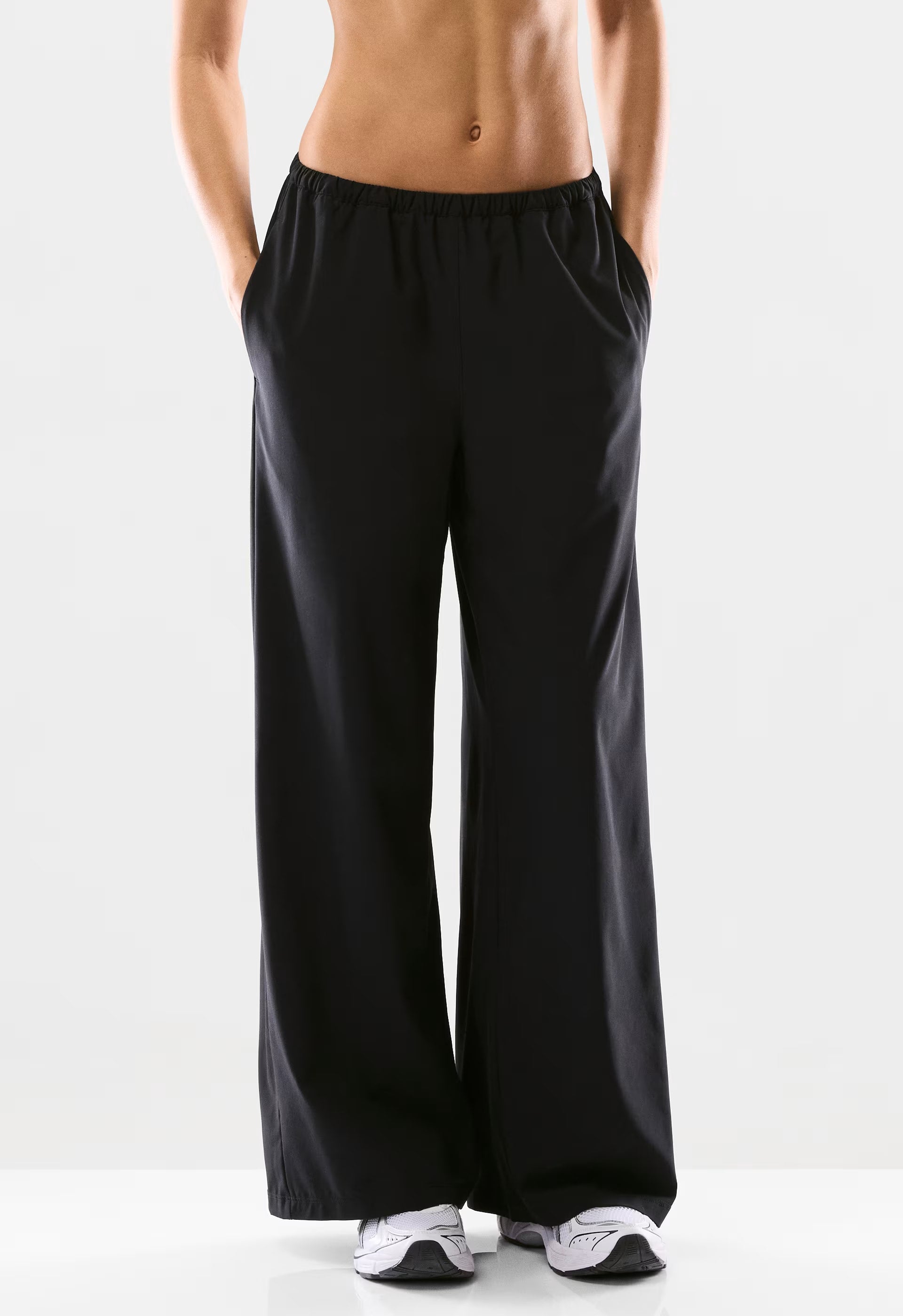 MoveTech™ Flightline Pant - BLACK