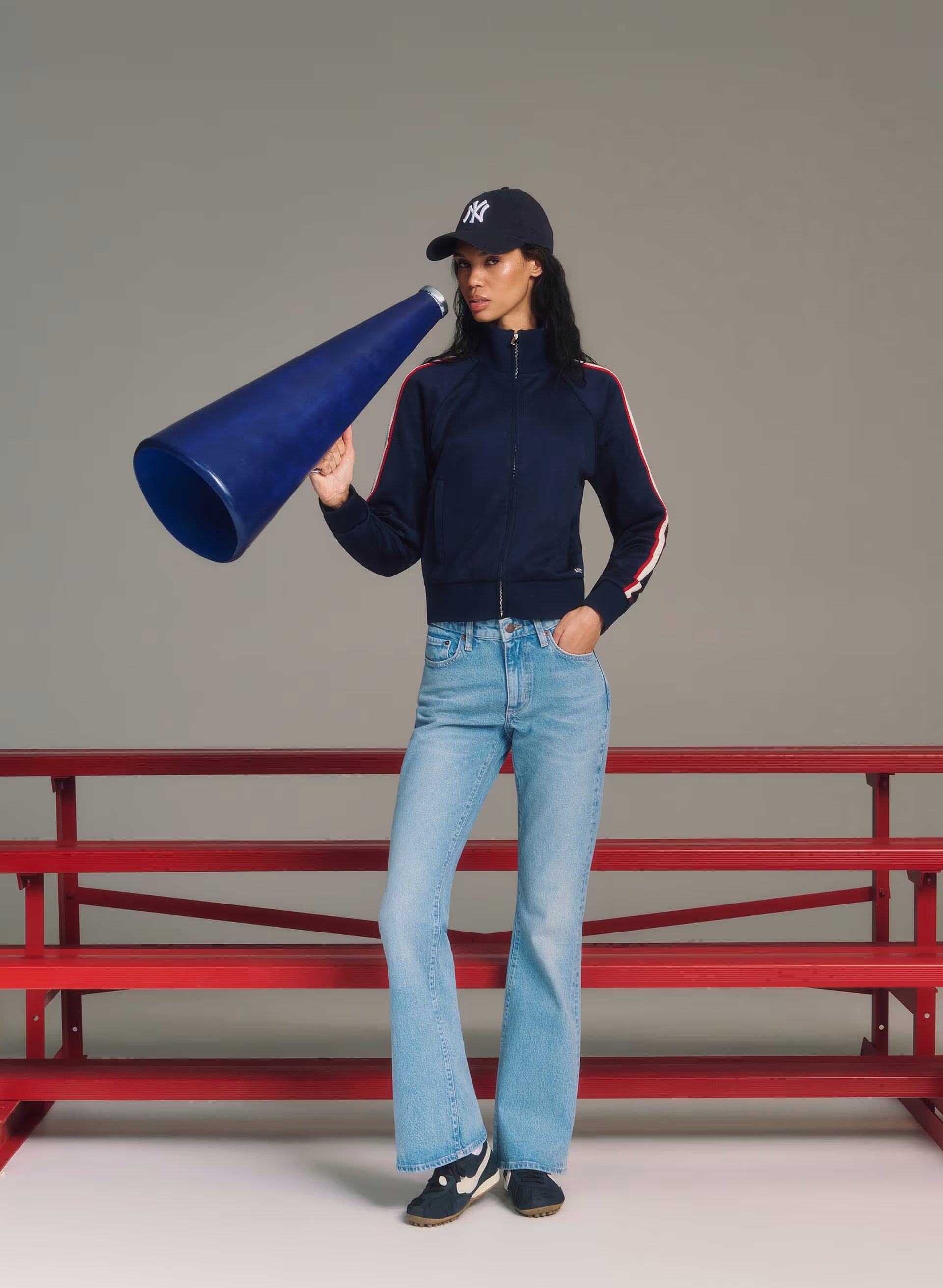Denim Forum Denise Mid-Rise Flare Jean - VINTAGE LIGHT BLUE