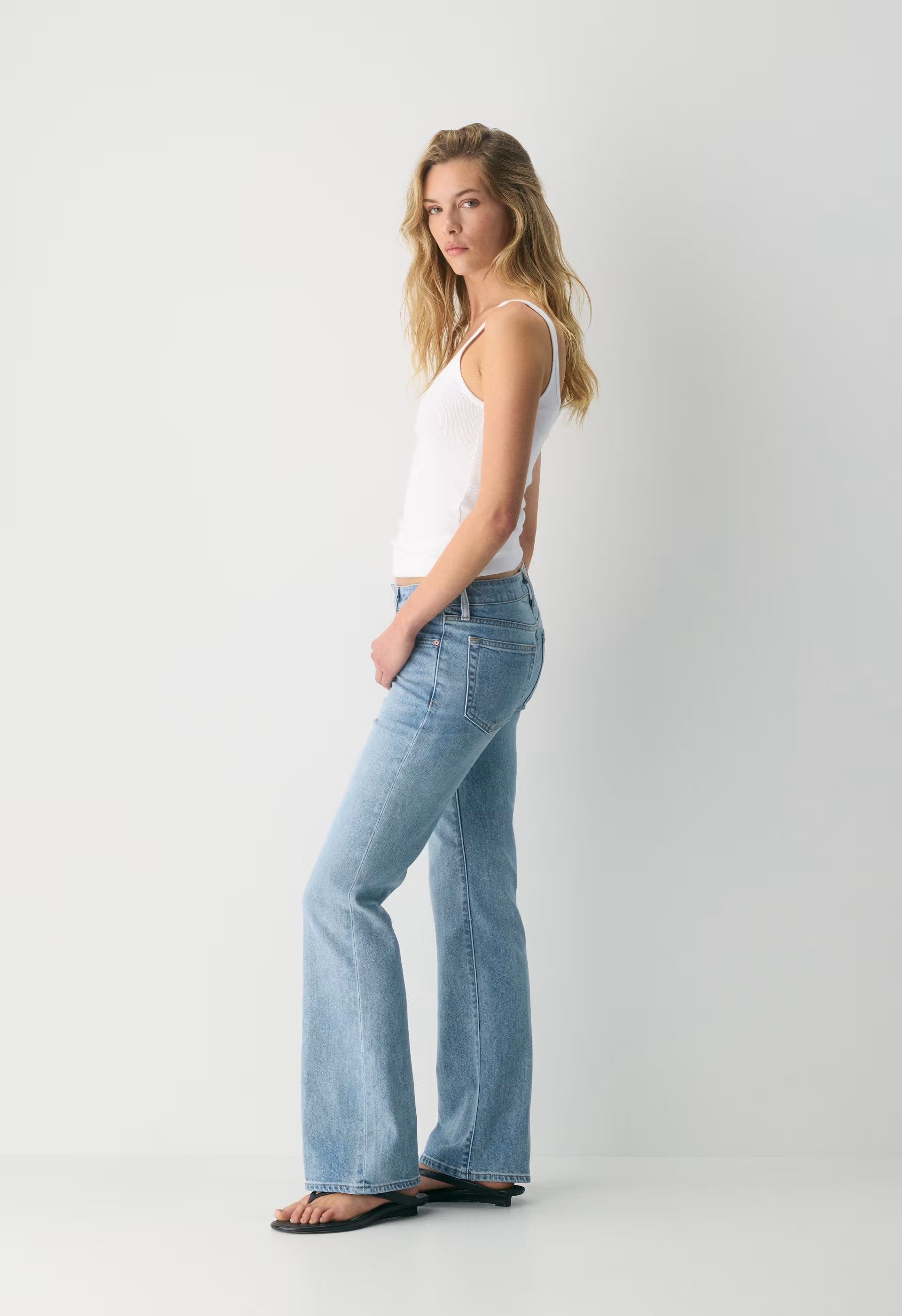 Denim Forum 002 Slim Lo-Rise Bootcut Jean - 7 YRS BLEU TABOO
