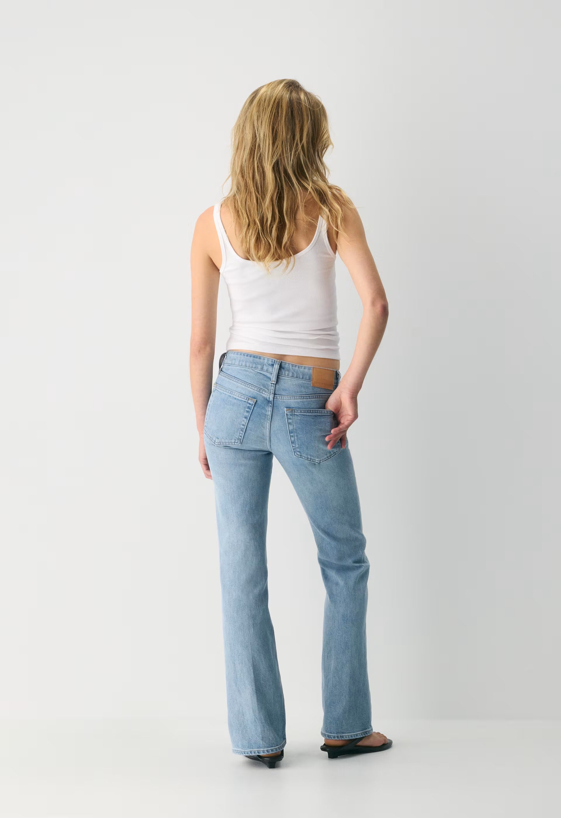 Denim Forum 002 Slim Lo-Rise Bootcut Jean - 7 YRS BLEU TABOO