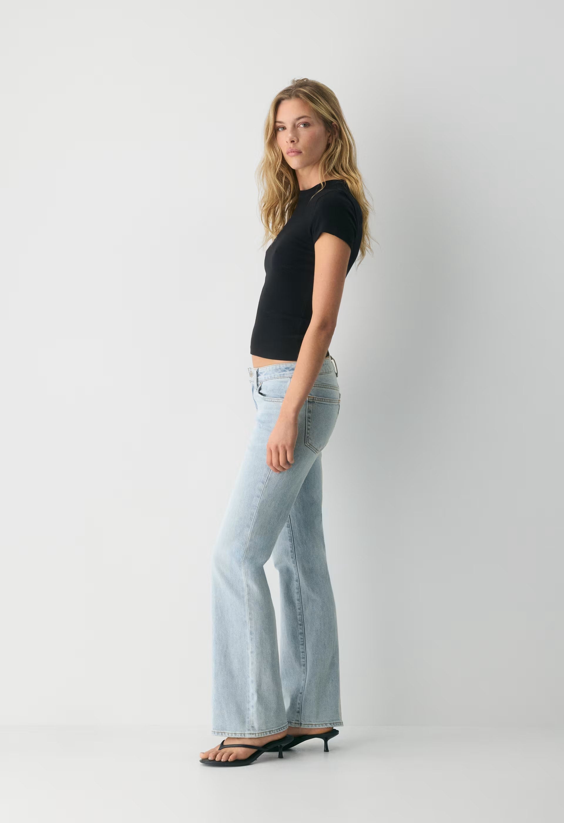 Denim Forum 002 Slim Lo-Rise Bootcut Jean - 15 YRS BRL THR BLEU