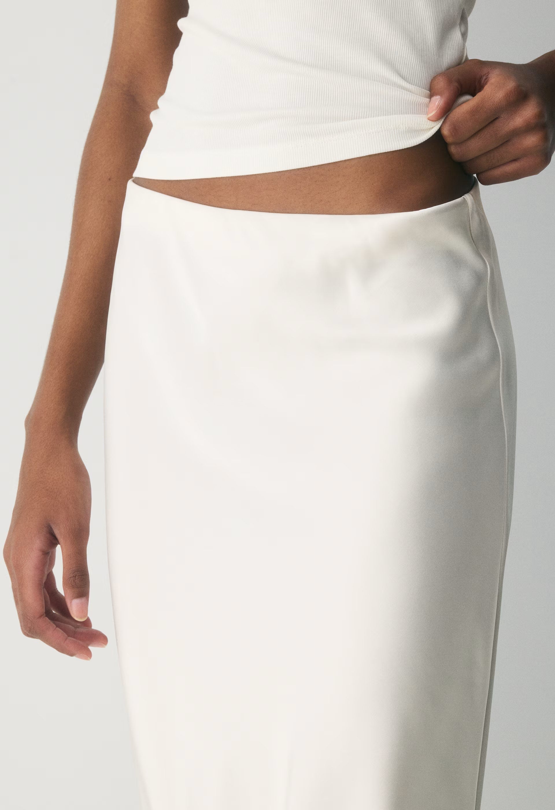 Henrietta Satin Skirt - LT BIRCH/ LT BIRCH