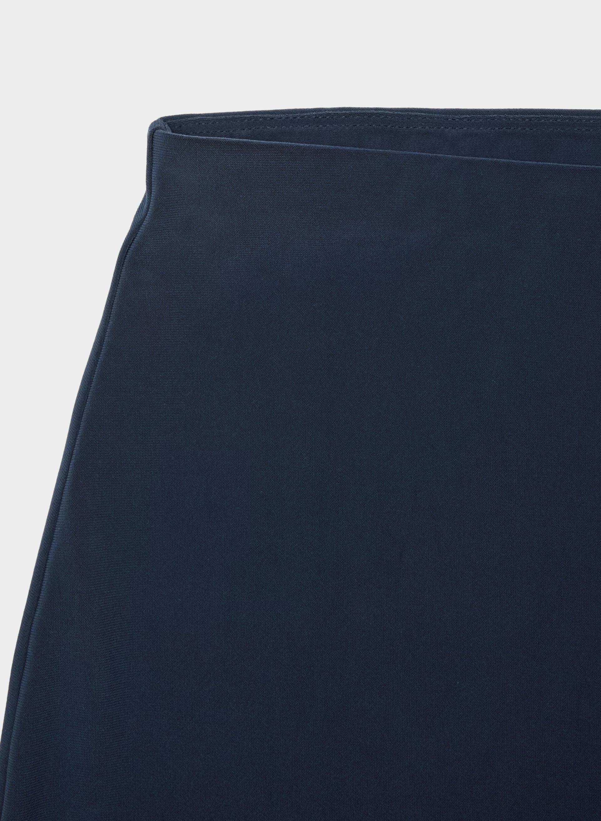 Smooth Matter™ Subscript Skirt - ADMIRAL