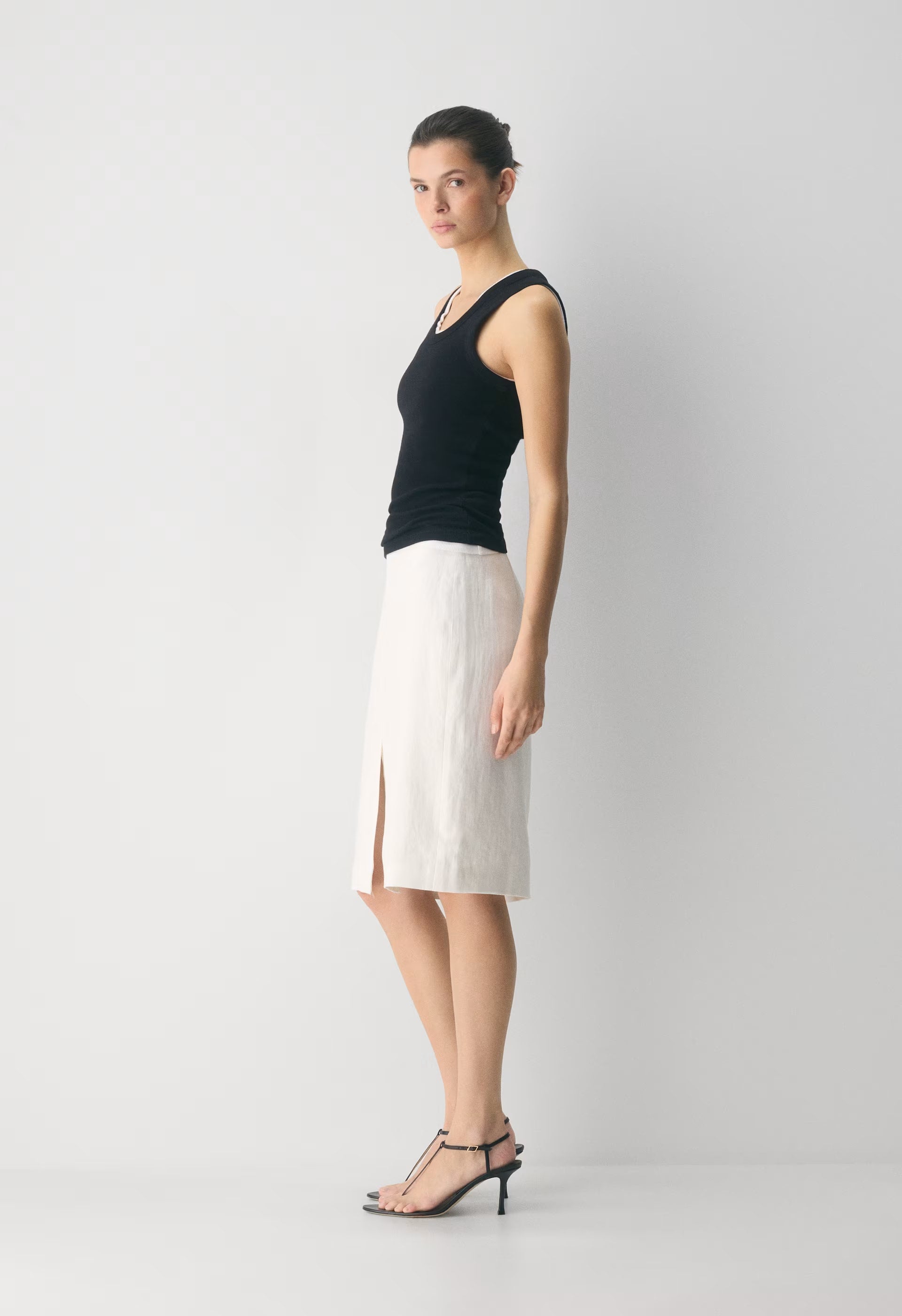 Yorkville Skirt - PowerLinen™ - LIGHT BIRCH