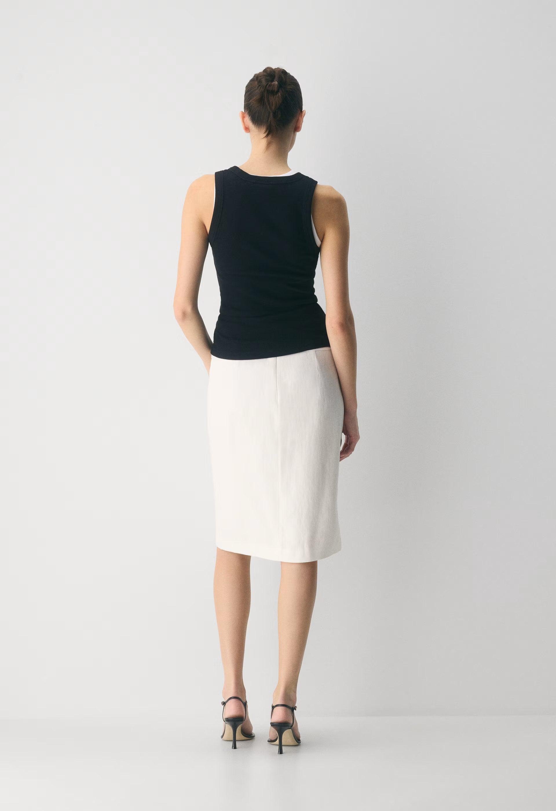 Yorkville Skirt - PowerLinen™ - LIGHT BIRCH