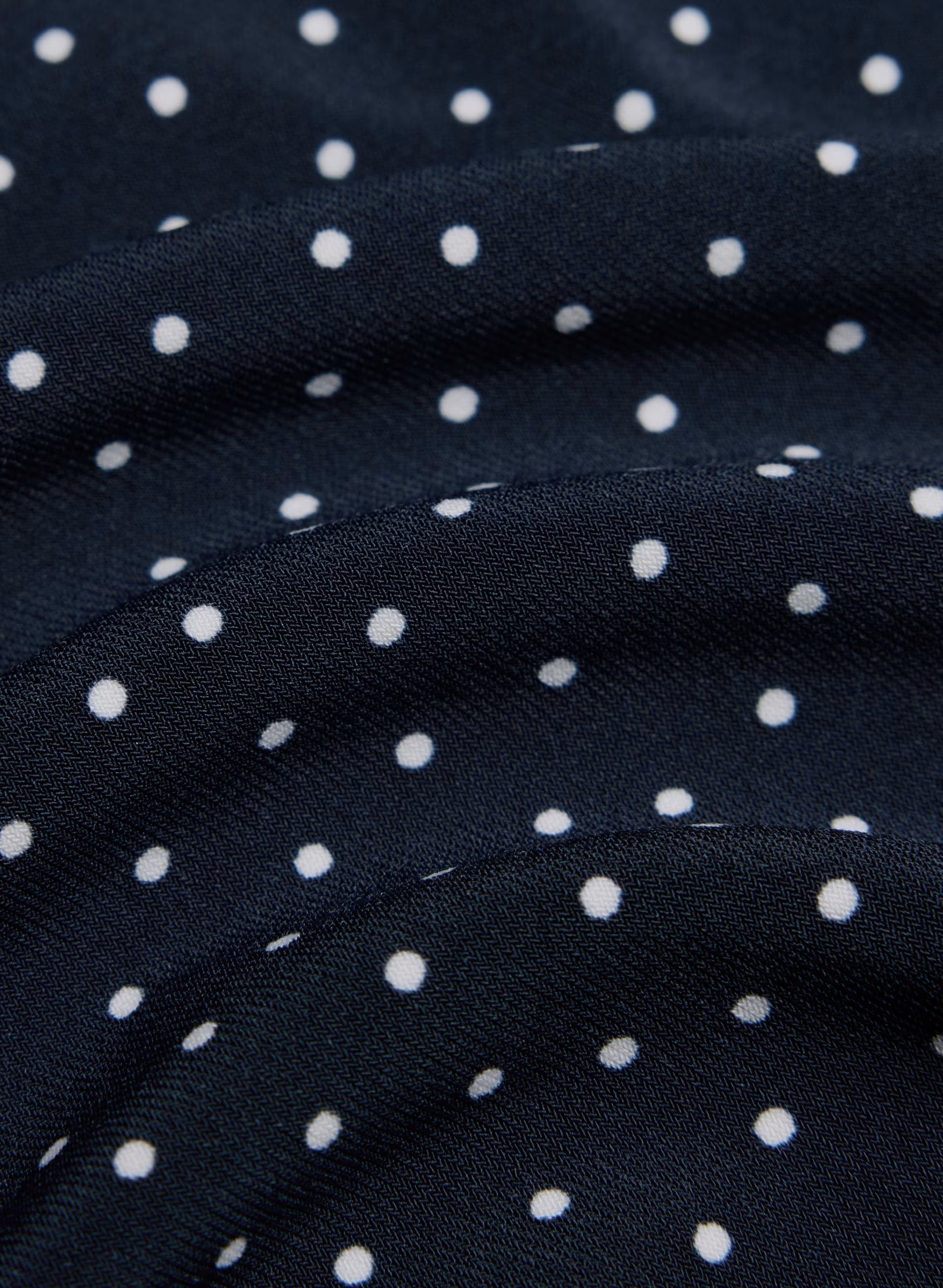 Smooth Matter™ Subscript Skirt - ADMIRAL/WHITE