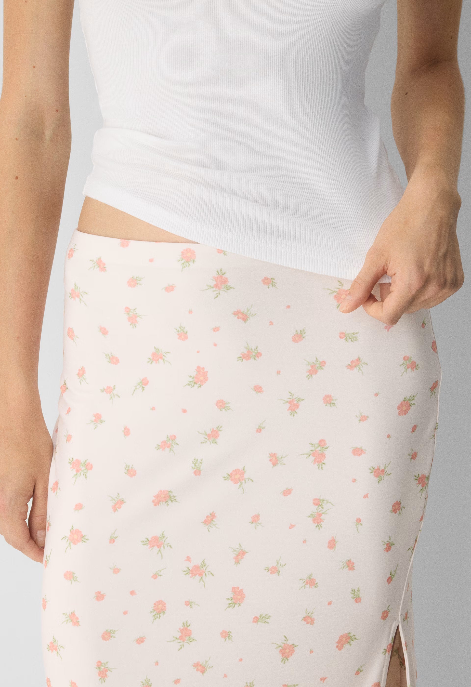 Smooth Matter™ Subscript Skirt - PALE PEACH/PINK