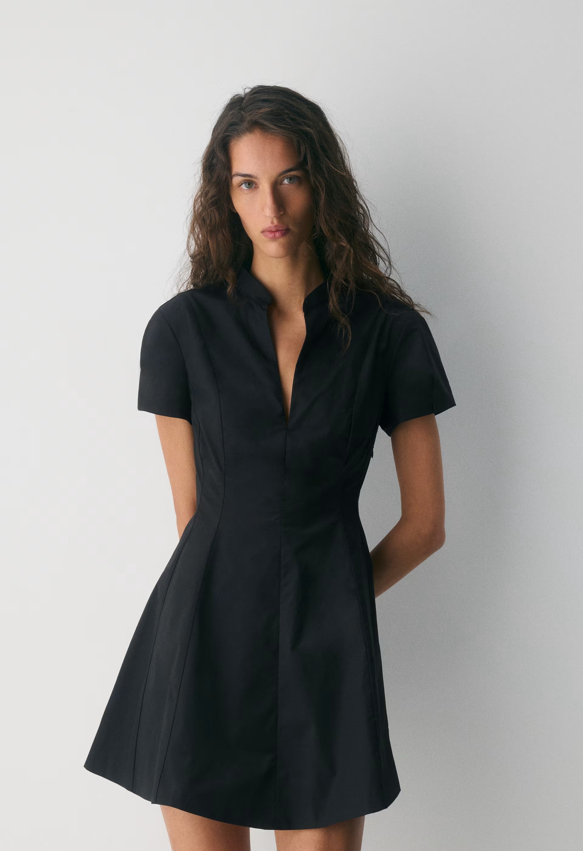 Intro Poplin Dress - BLACK