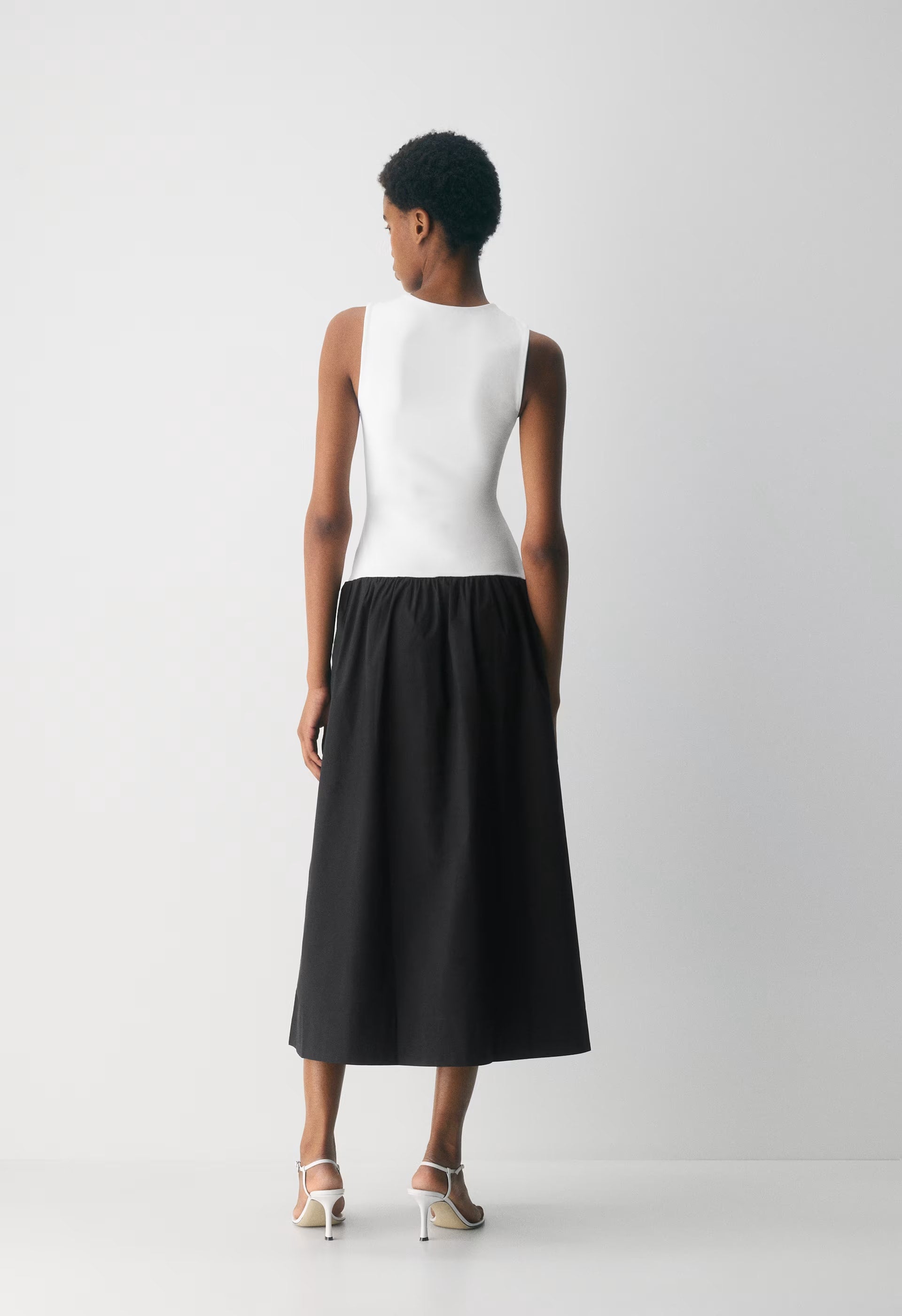 Worldly Poplin Dress - BLACK /BRIGHT WHT