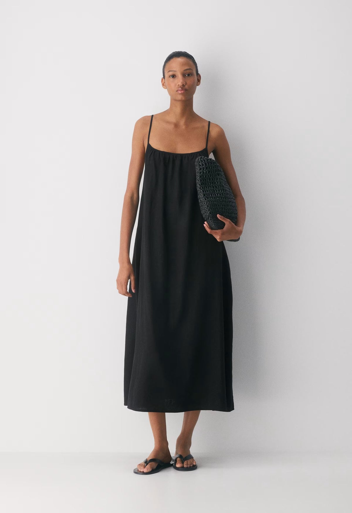 Wellbeing Linen Dress - BLACK