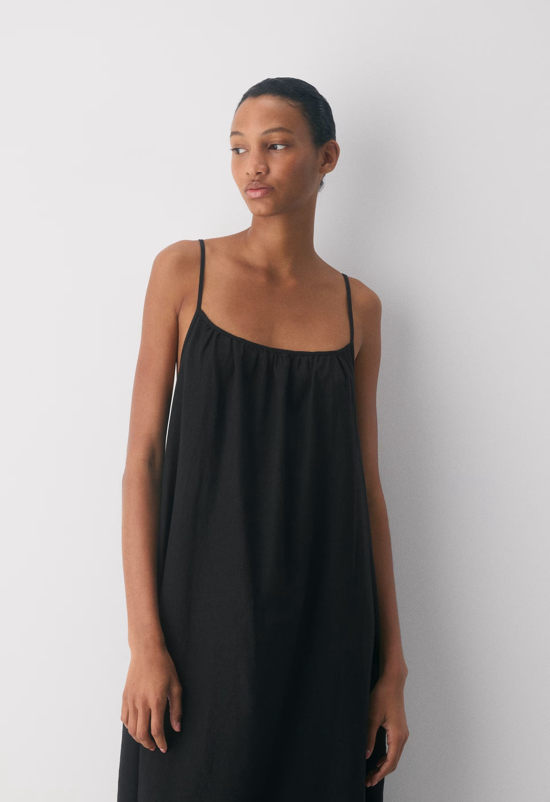 Wellbeing Linen Dress - BLACK