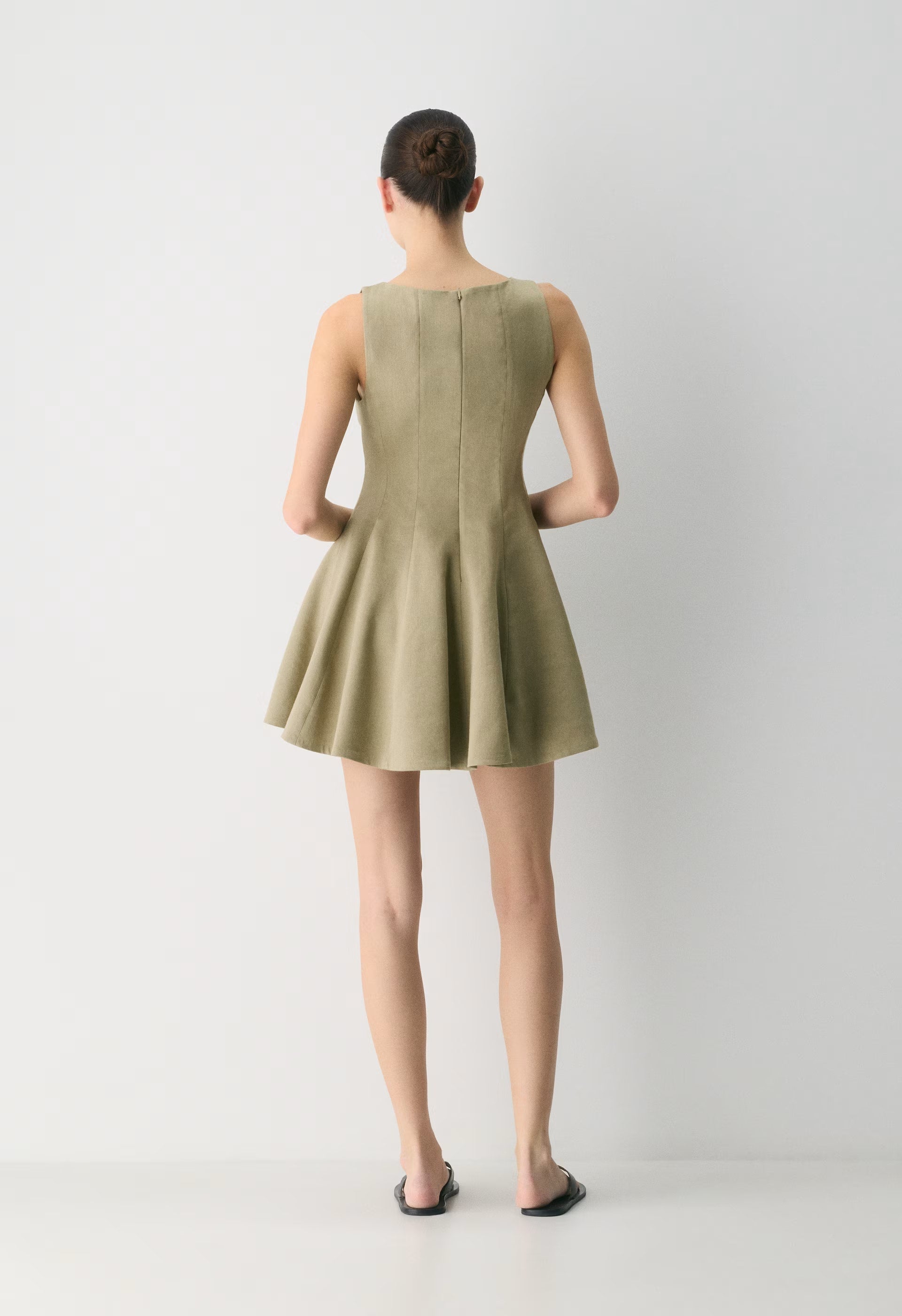 Proxy Linen Dress - MARTINI OLIVE