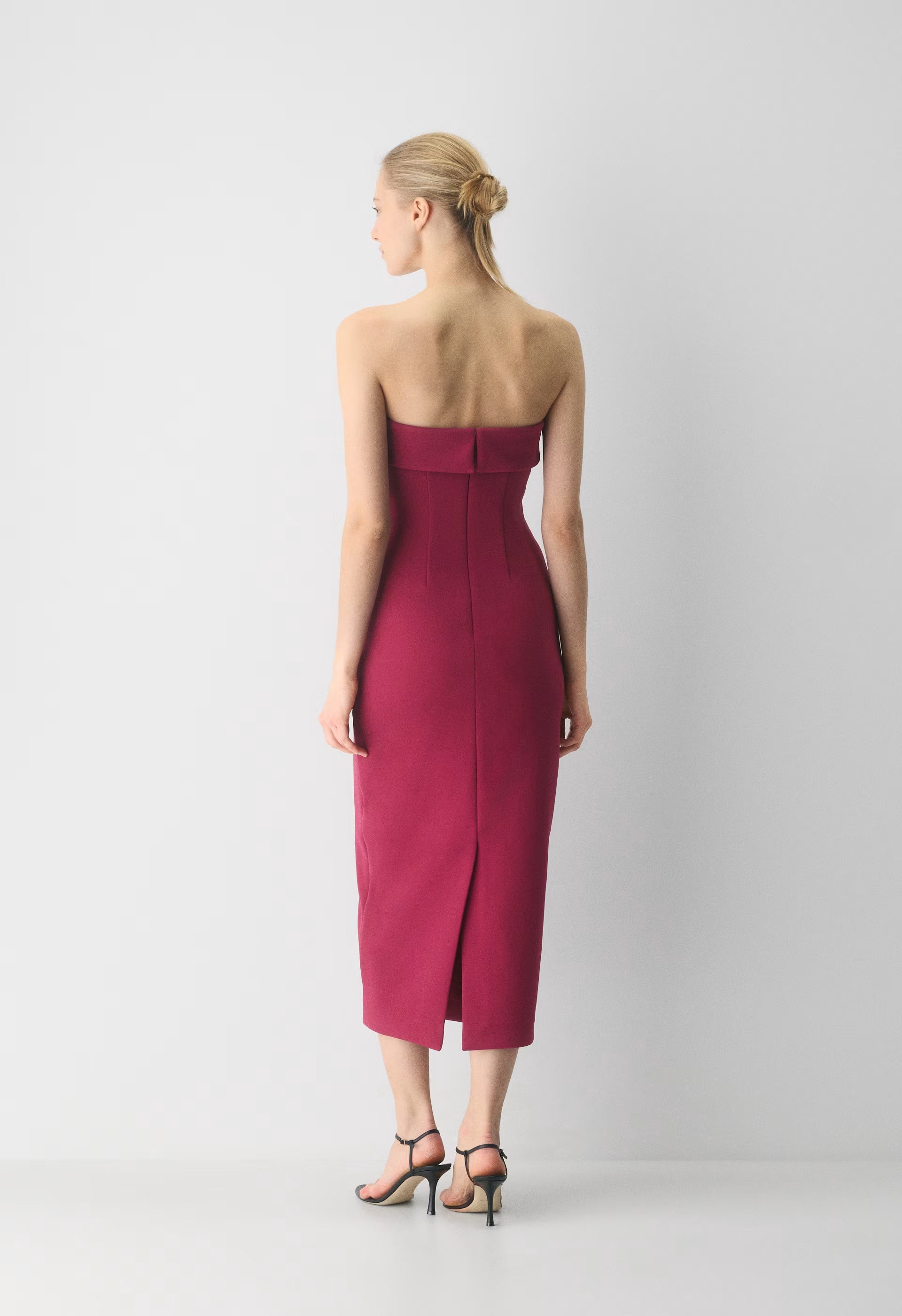 FigureKnit™ Eyecatcher Dress - MARTINI OLIVE