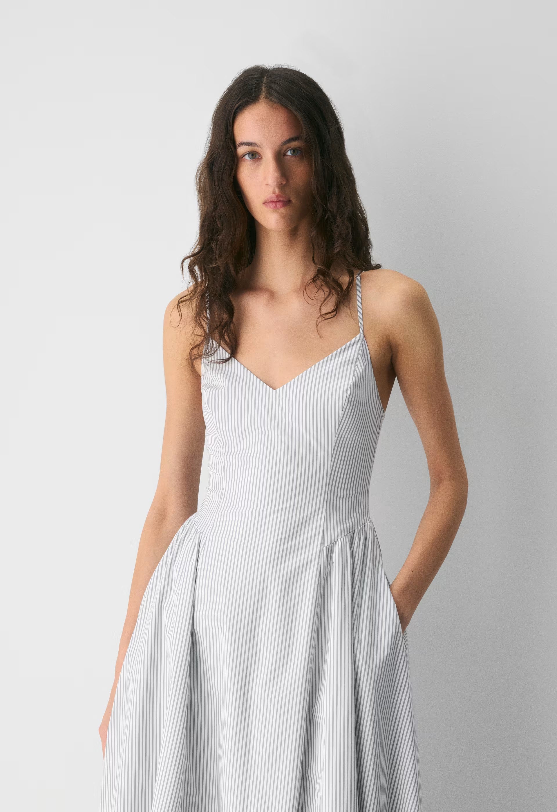 Technique Poplin Cami Dress - CRMN STRP WT/VNTG NVY