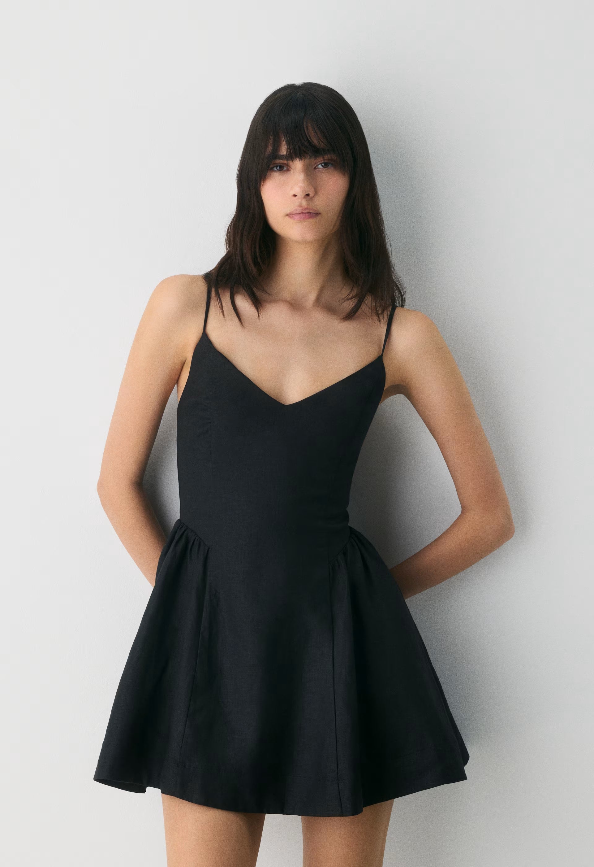 Technique Linen Mini Dress - BLACK