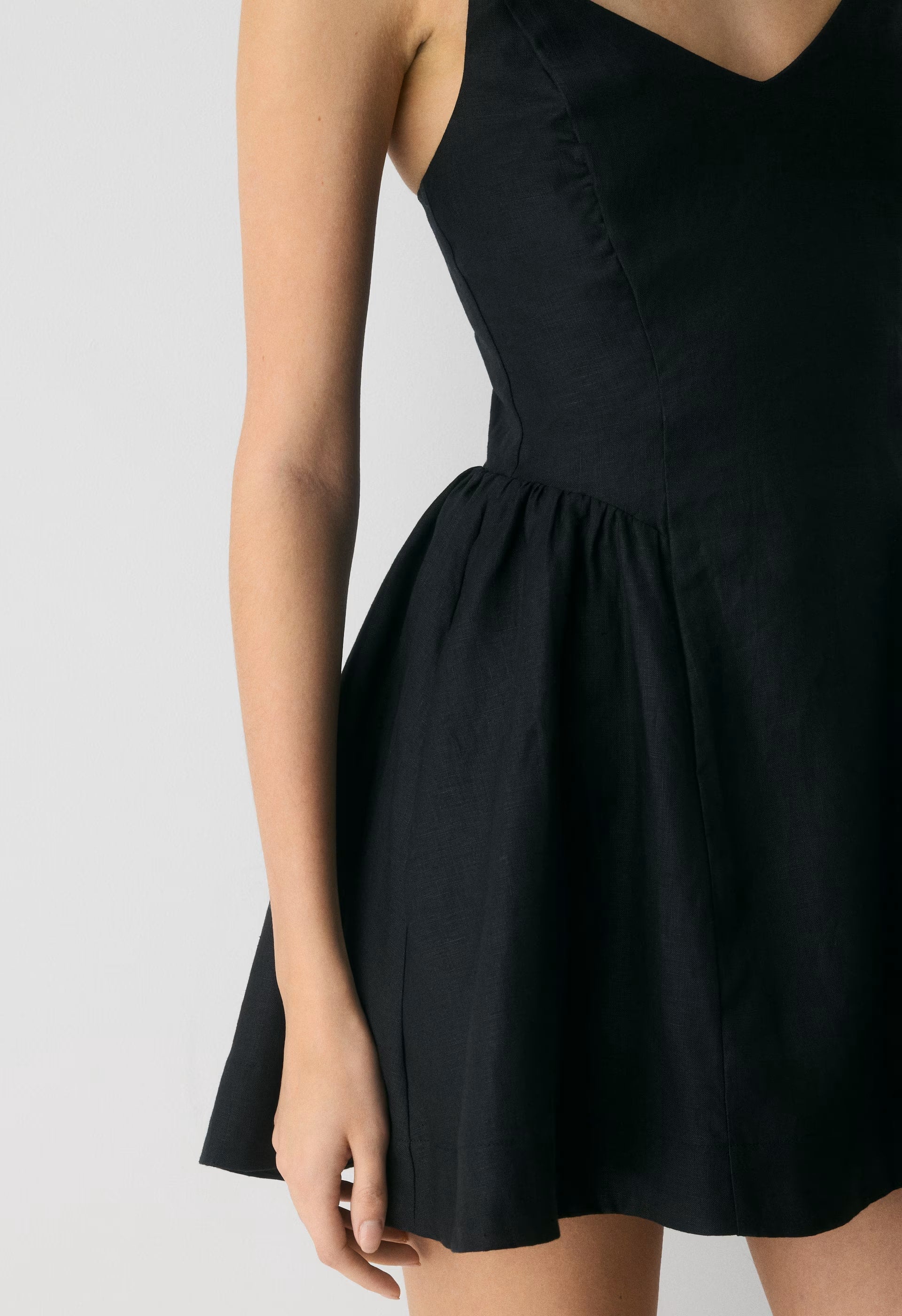 Technique Linen Mini Dress - BLACK