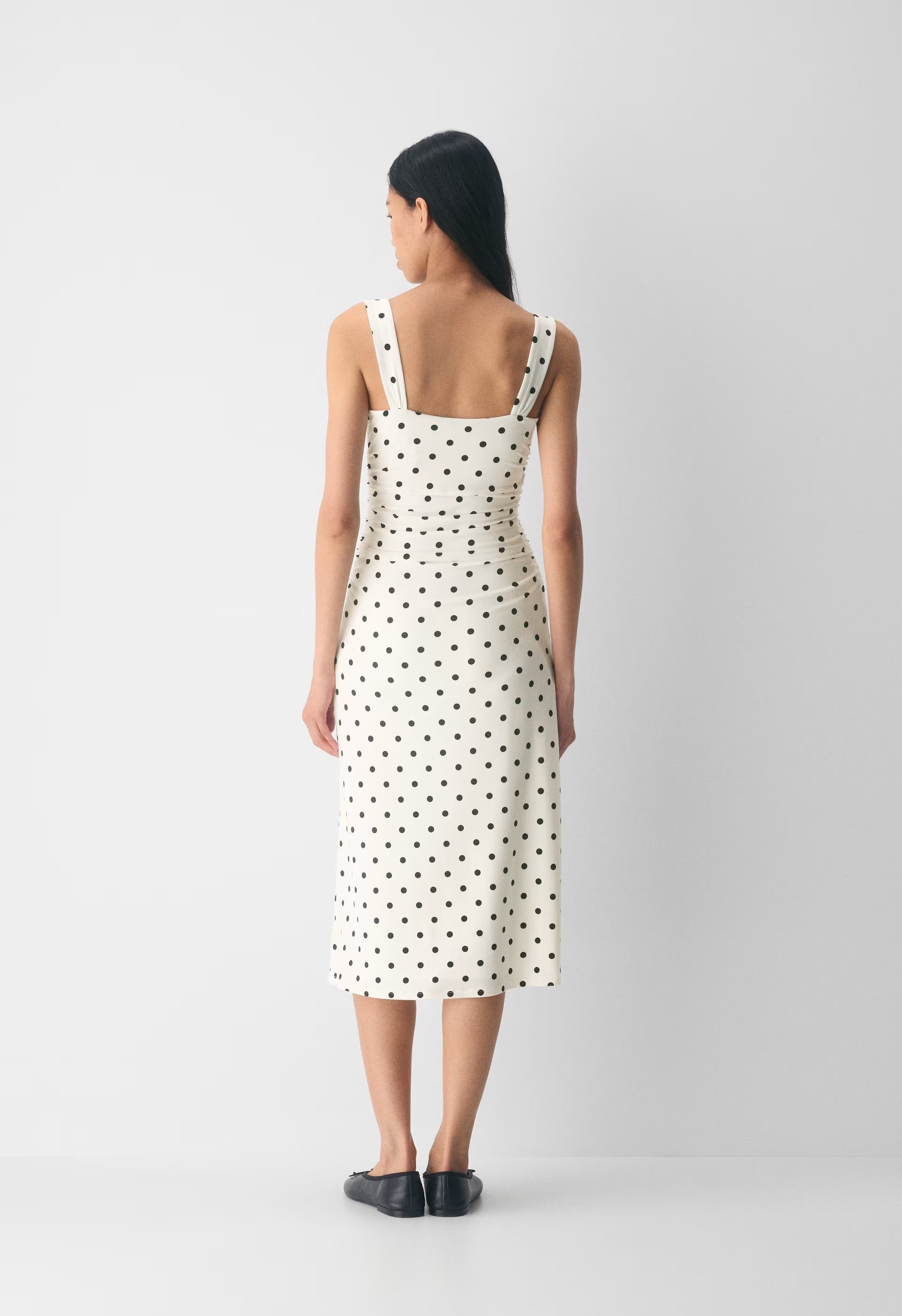 Smooth Matter™ Voice Dress - LIGHT BIRCH/BLACK