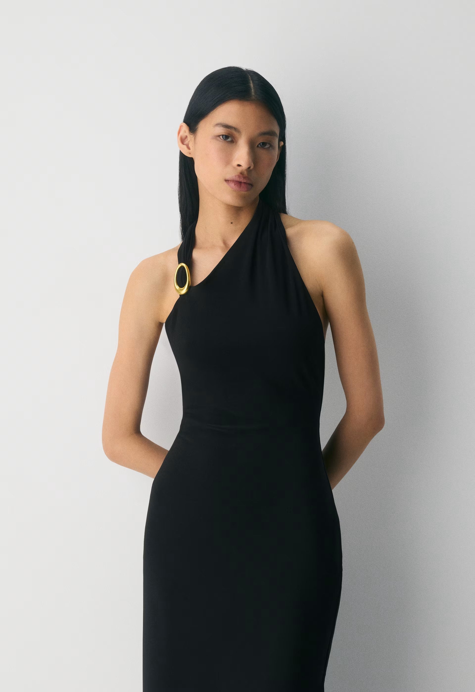 Smooth Matter™ Shadowplay Halter Dress - BLACK/GOLD