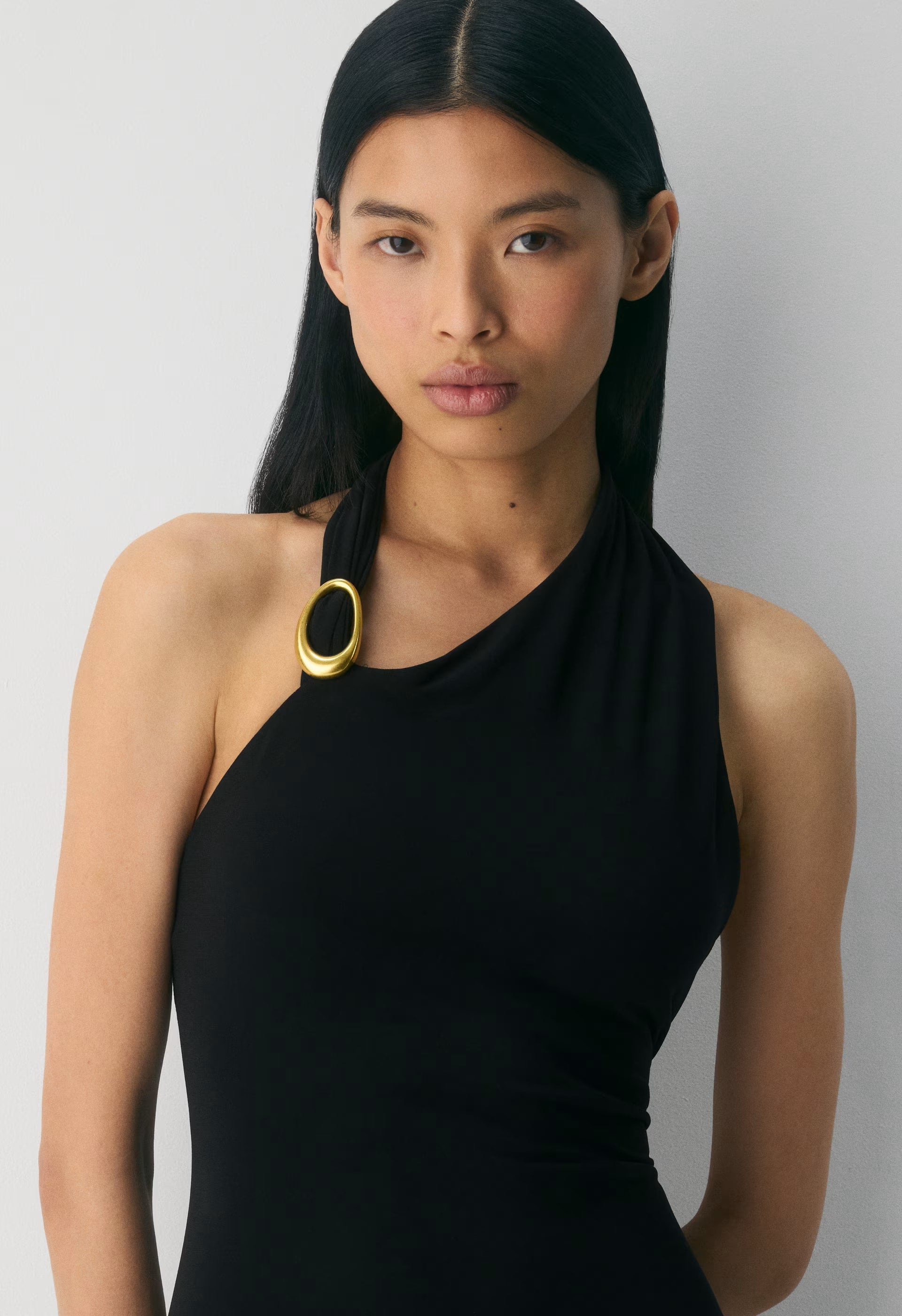Smooth Matter™ Shadowplay Halter Dress - BLACK/GOLD