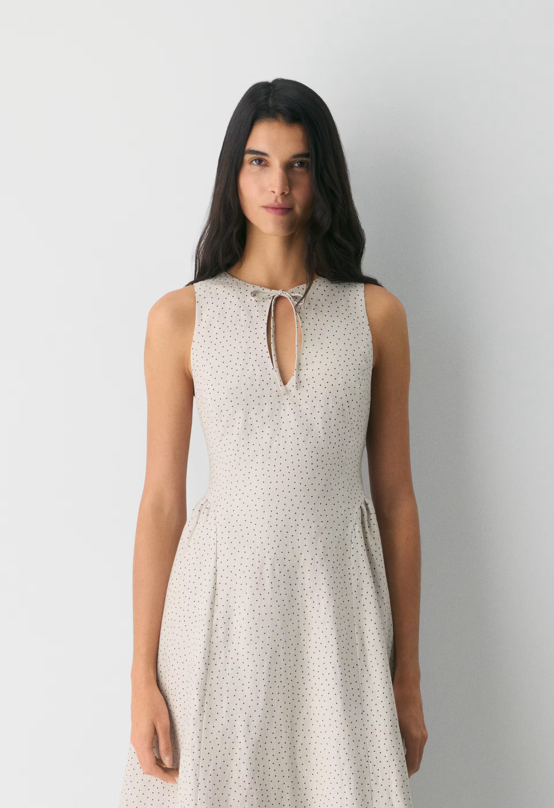 Countess Linen Dress - MTRPLS TAUP /RCH M BN