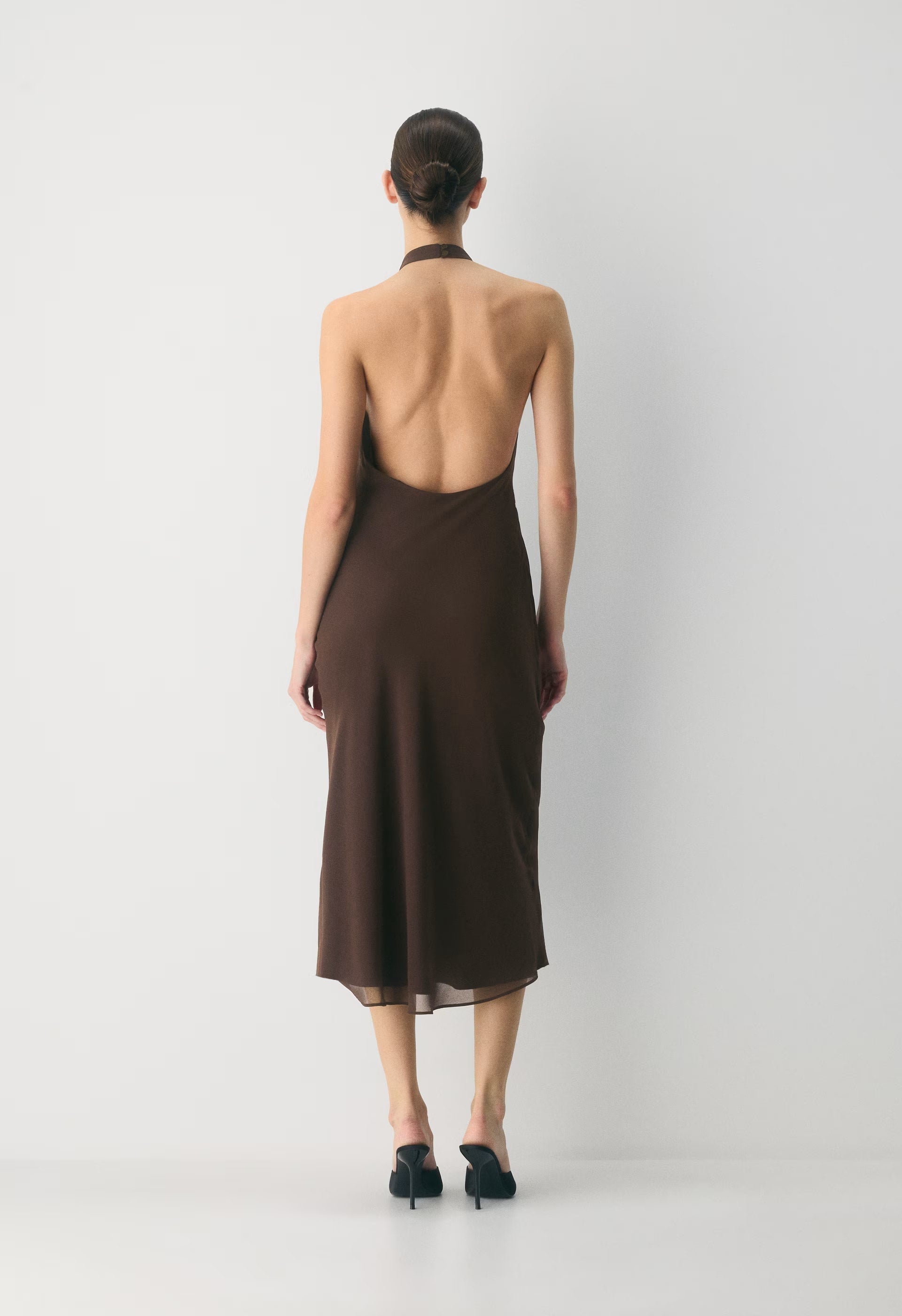 Fête Chiffon™ Audience Halter Dress - RICH MOCHA BROWN