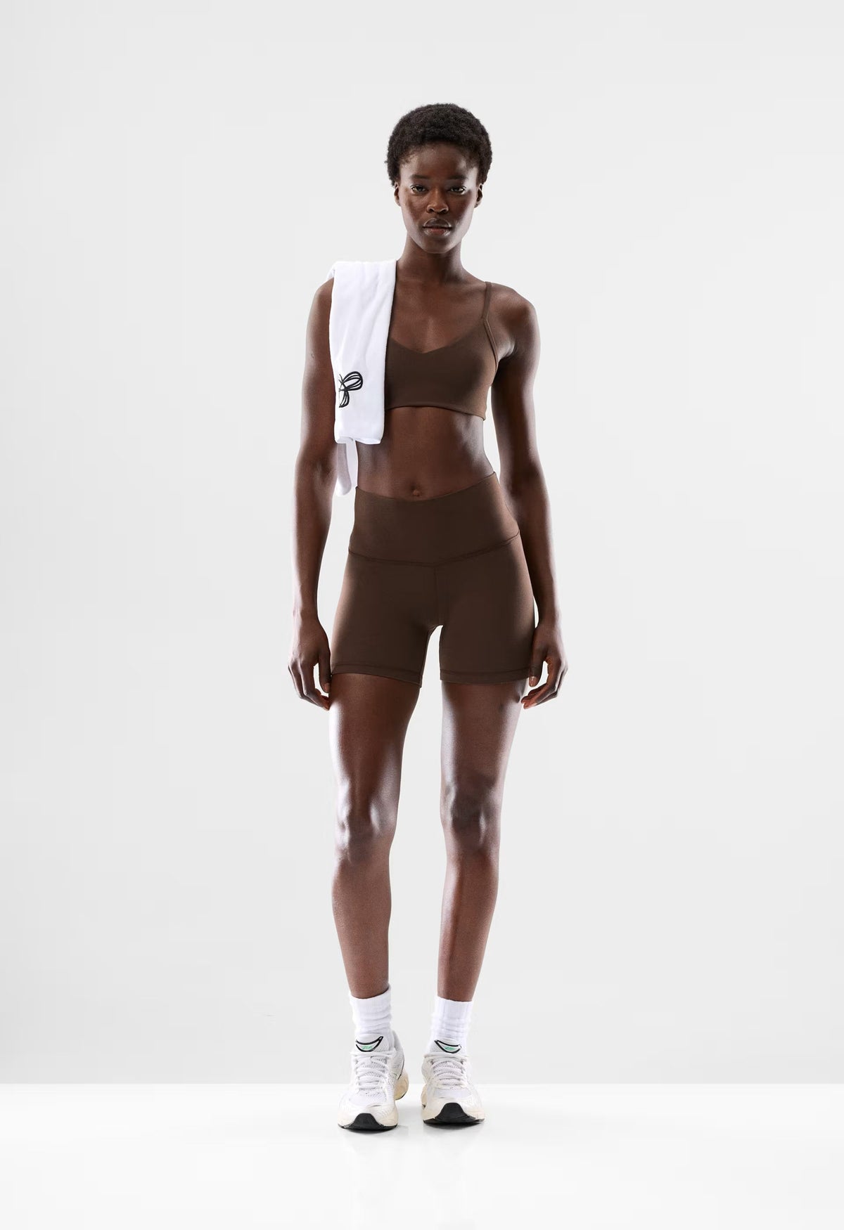 BUTTER Cheeky Hi-Rise 5 Short - RICH MOCHA BROWN