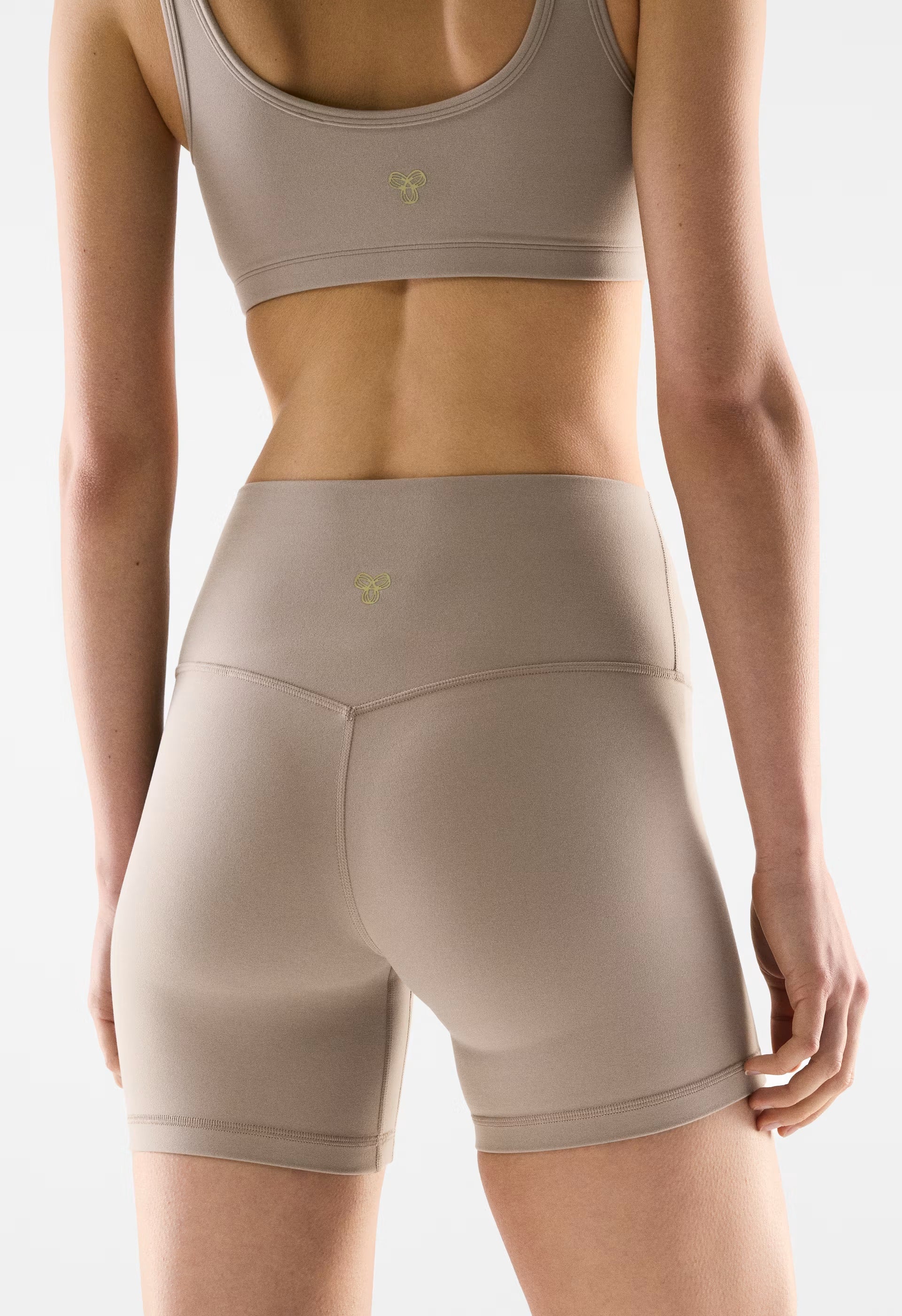 BUTTER Cheeky Hi-Rise 5 Short - NOMAD TAUPE