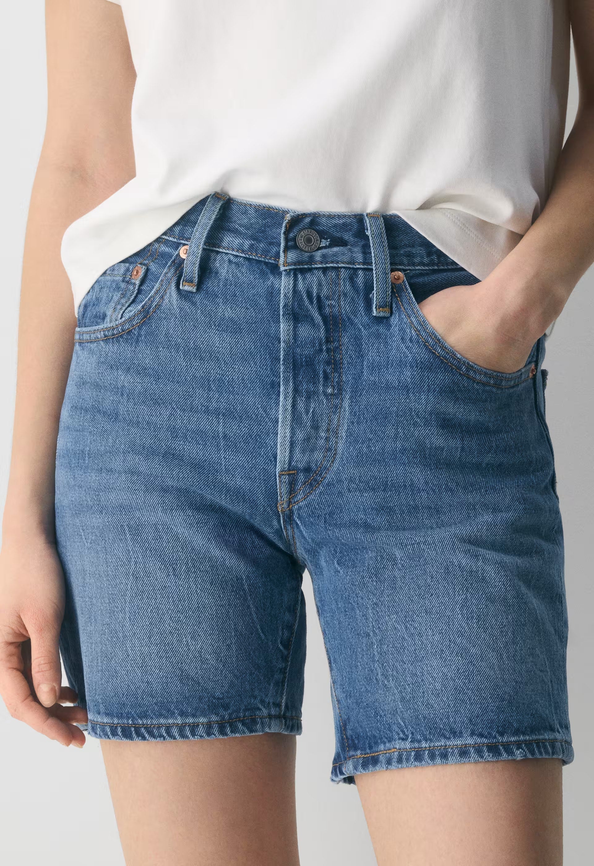 Levi's 501 Mid Thigh Jean Short - BLUE BEAUTY
