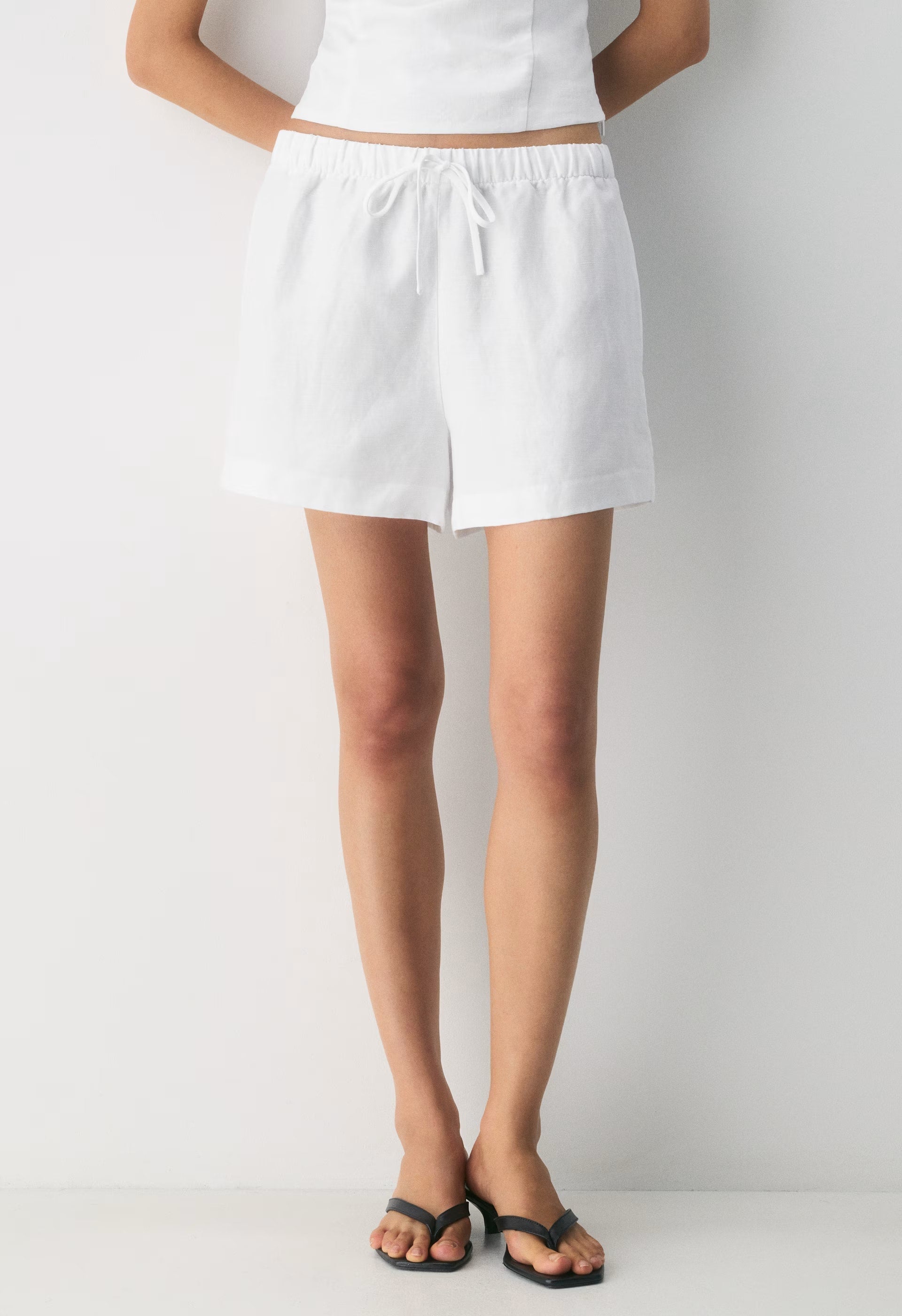 The Lodge Short™ Mini - CruiseLinen™ - WHITE