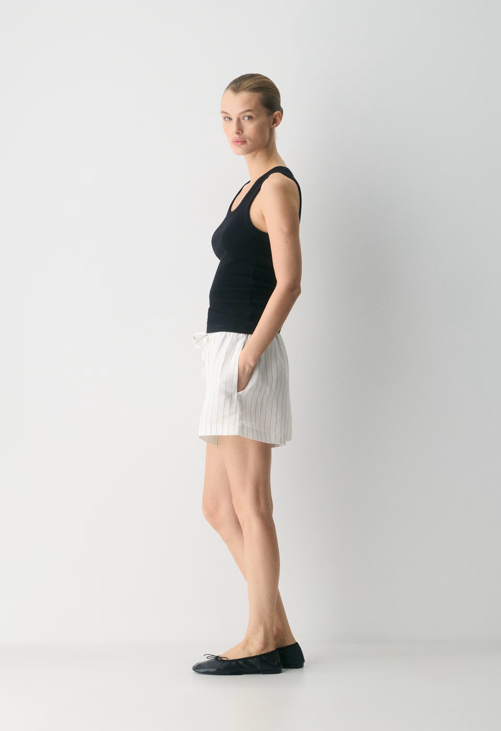 The Lodge Short™ Mini - CruiseLinen™ - HNDSN STRP WT/ADMIRAL