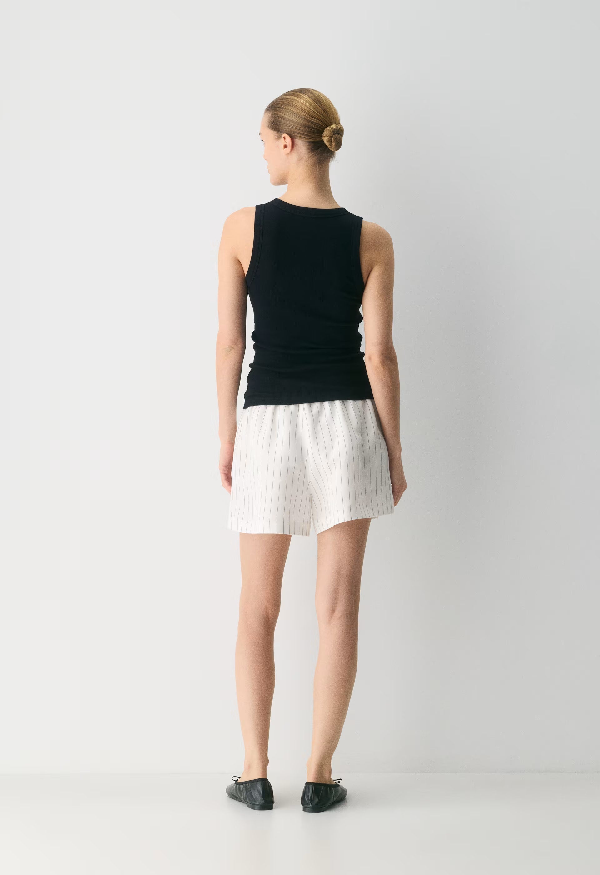 The Lodge Short™ Mini - CruiseLinen™ - HNDSN STRP WT/ADMIRAL