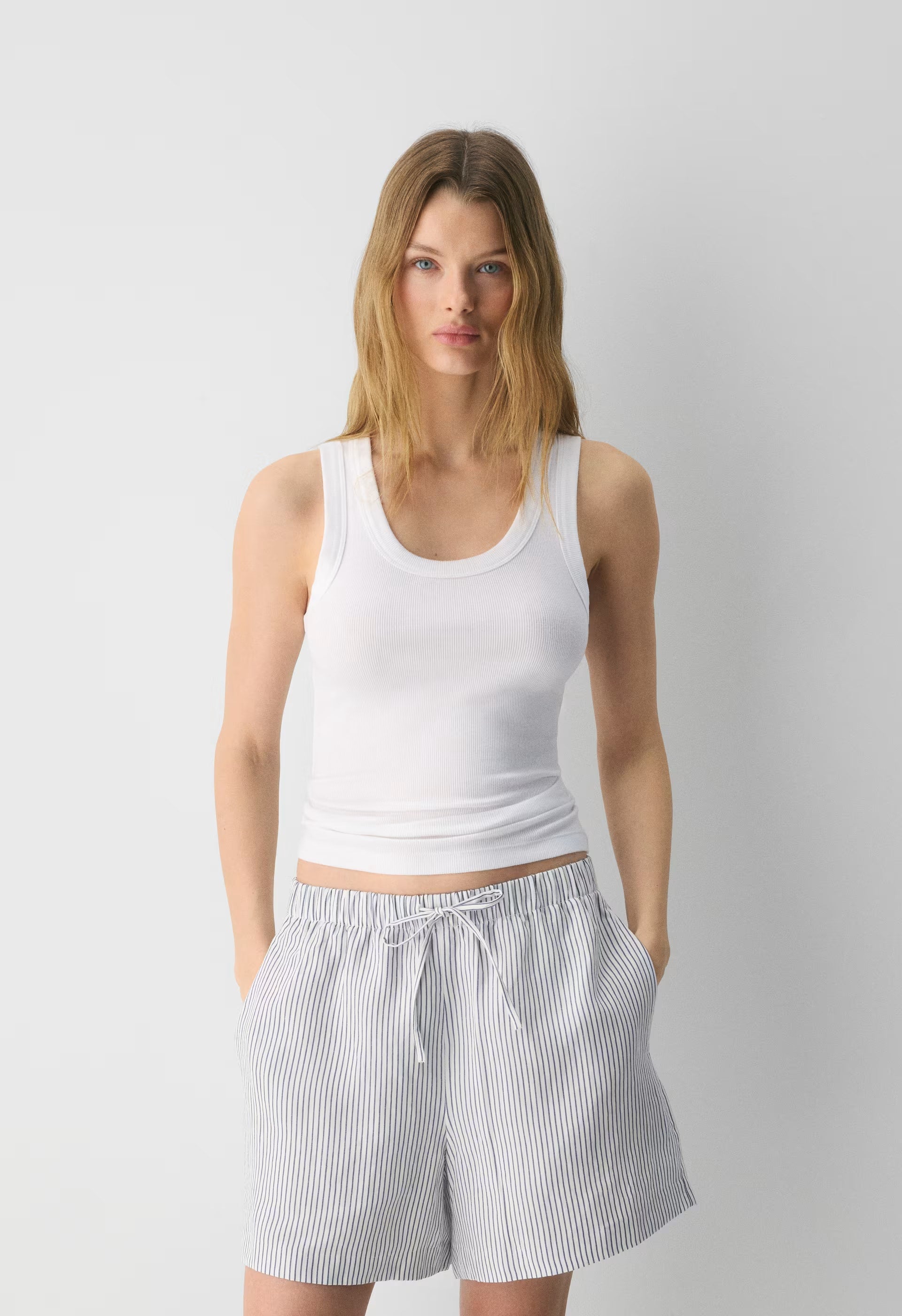 The Lodge Short™ Mid-Thigh - CruiseLinen™ - MILN STRIPE W/HRBR NV