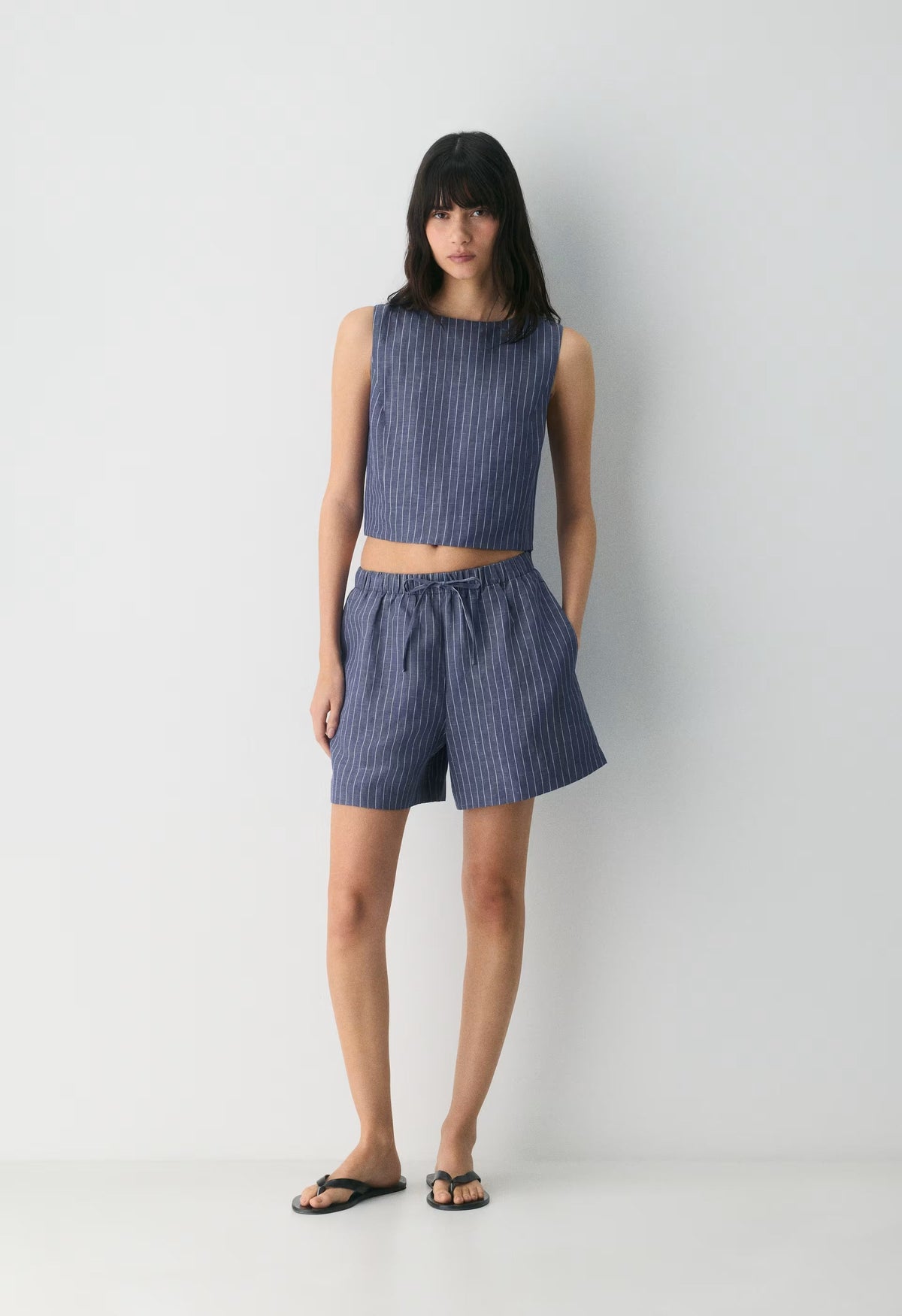The Lodge Short™ Mid-Thigh - CruiseLinen™ - SUSAN STRPE HRBR NV/W