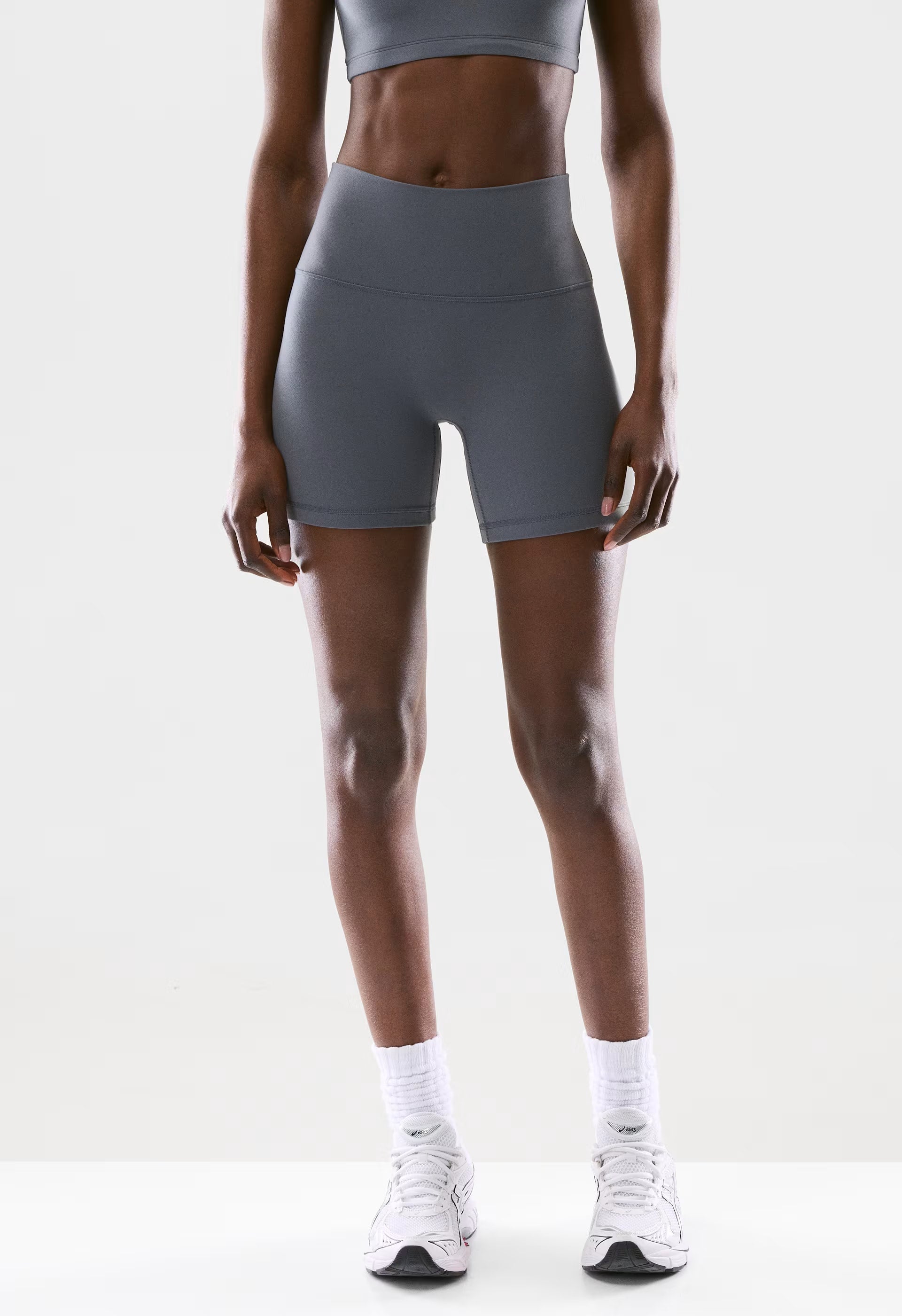 BUTTER Cheeky Infinite Hi-Rise 5 Short - VINTAGE NAVY